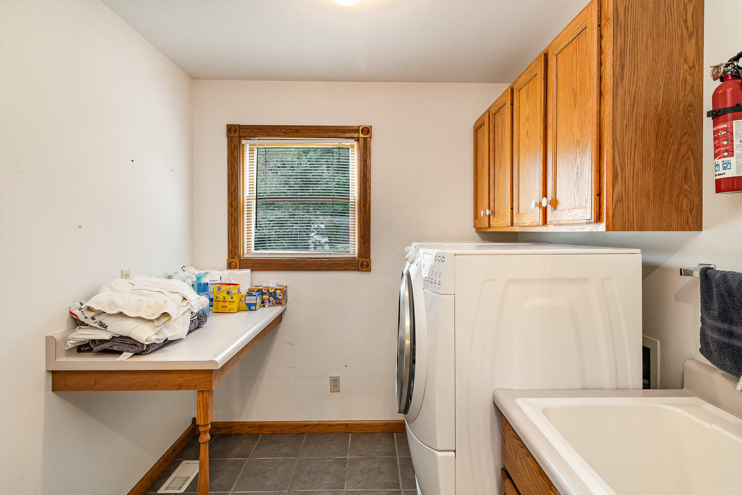 Lowell, Indiana, 46356, United States, 4 Bedrooms Bedrooms, ,3 BathroomsBathrooms,Residential,For Sale,2006020