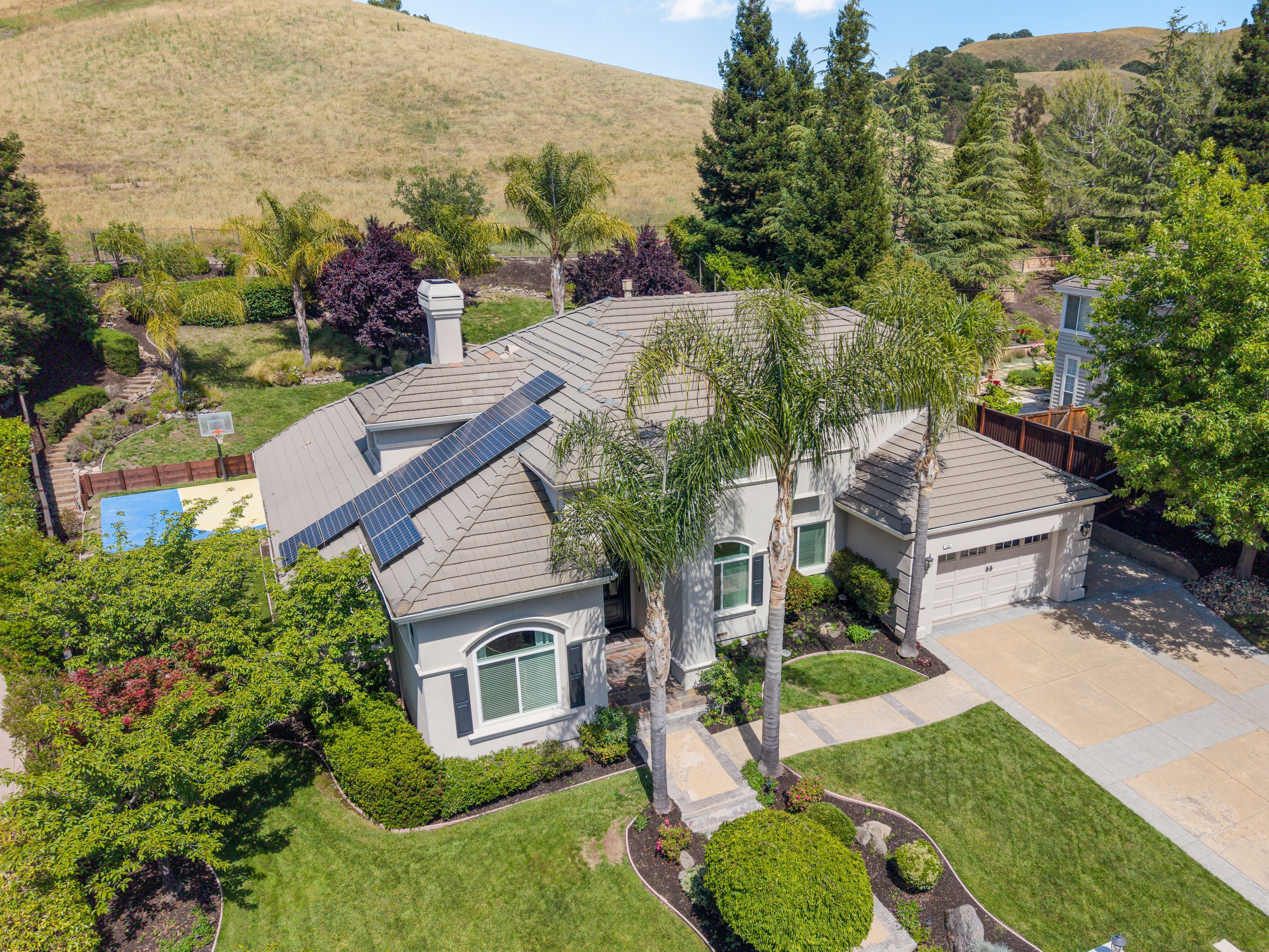  Exceptional Northridge Estates Home on Expansive Private Lot - 物件實景