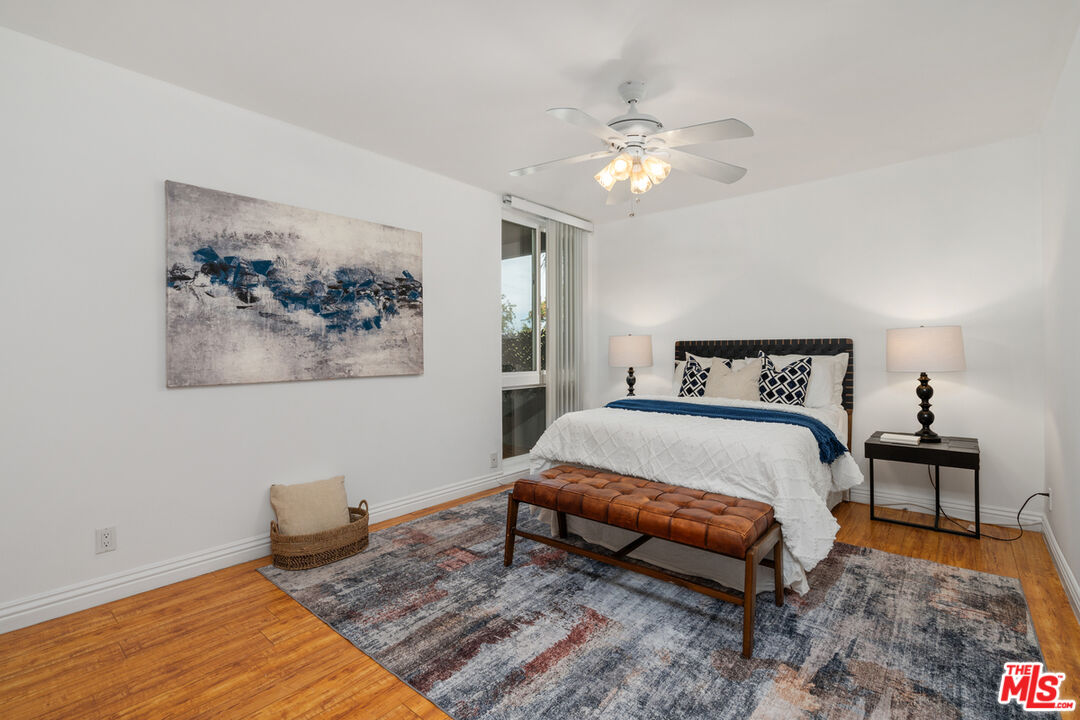 Sherman Oaks, California, 91423, United States, 3 Bedrooms Bedrooms, ,3 BathroomsBathrooms,Residential,For Sale,1927164