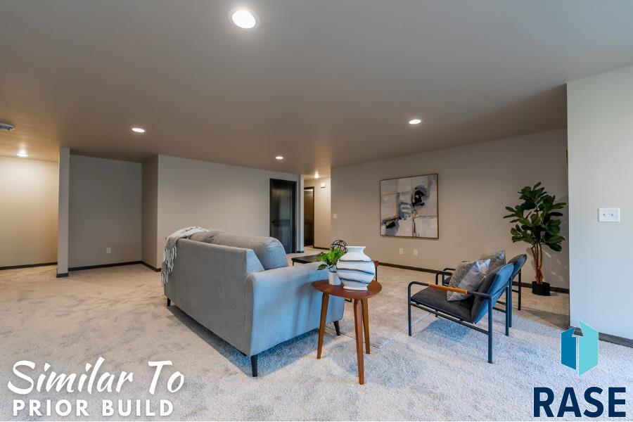 Sioux Falls, South Dakota, 57110, United States, 4 Bedrooms Bedrooms, ,2 BathroomsBathrooms,Residential,For Sale,1834808