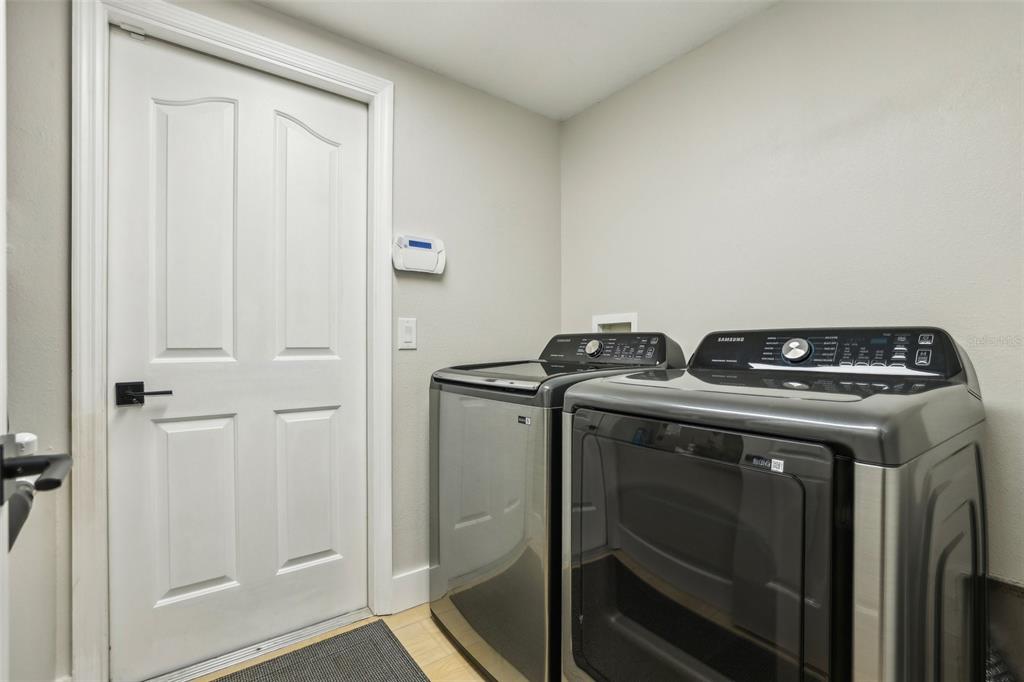 Sorrento, Florida, 32776, United States, 4 Bedrooms Bedrooms, ,3 BathroomsBathrooms,Residential,For Sale,1778326