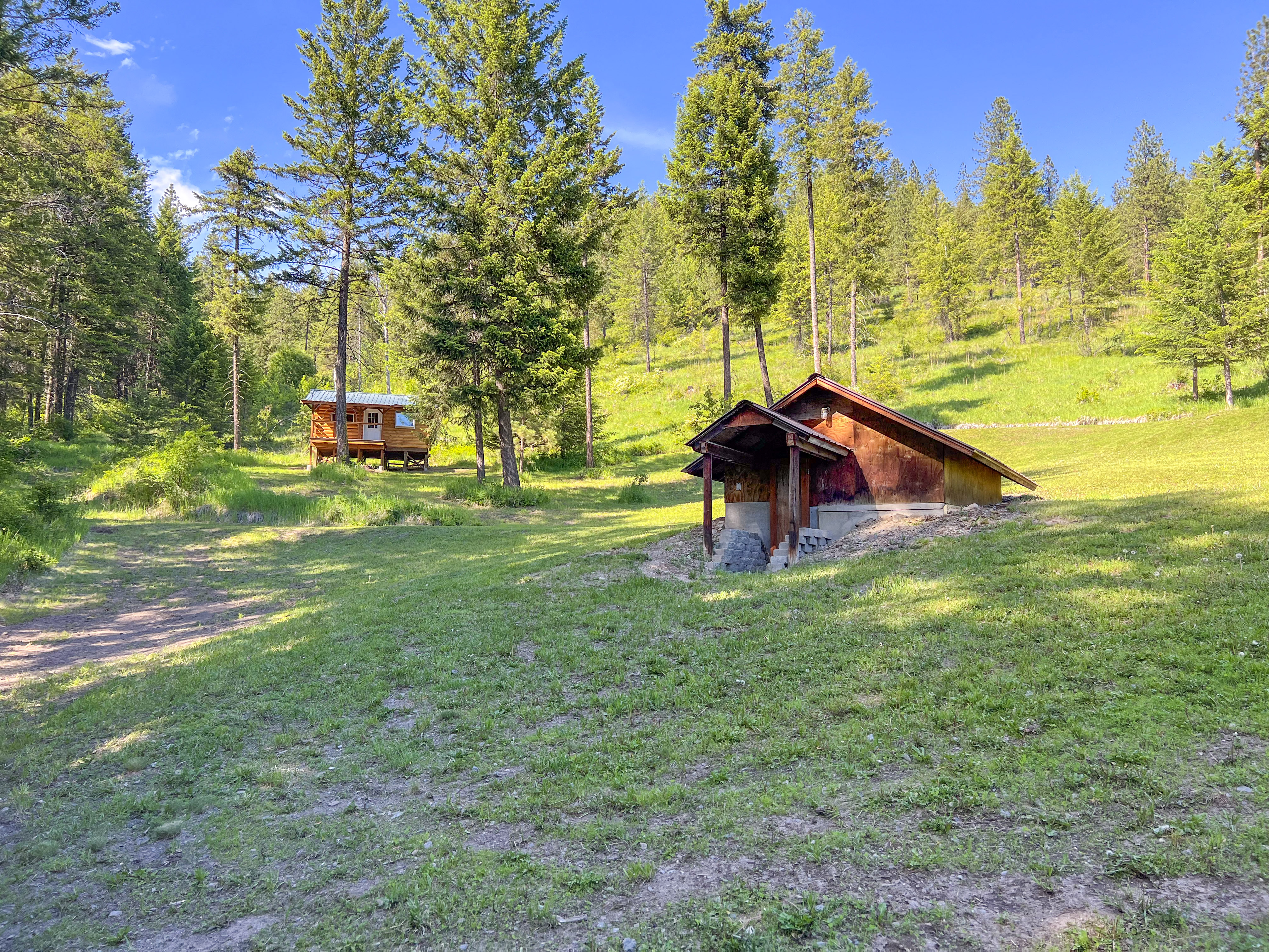 Colville, Washington, 99114, United States, 2 Bedrooms Bedrooms, ,2 BathroomsBathrooms,Residential,For Sale,1928739