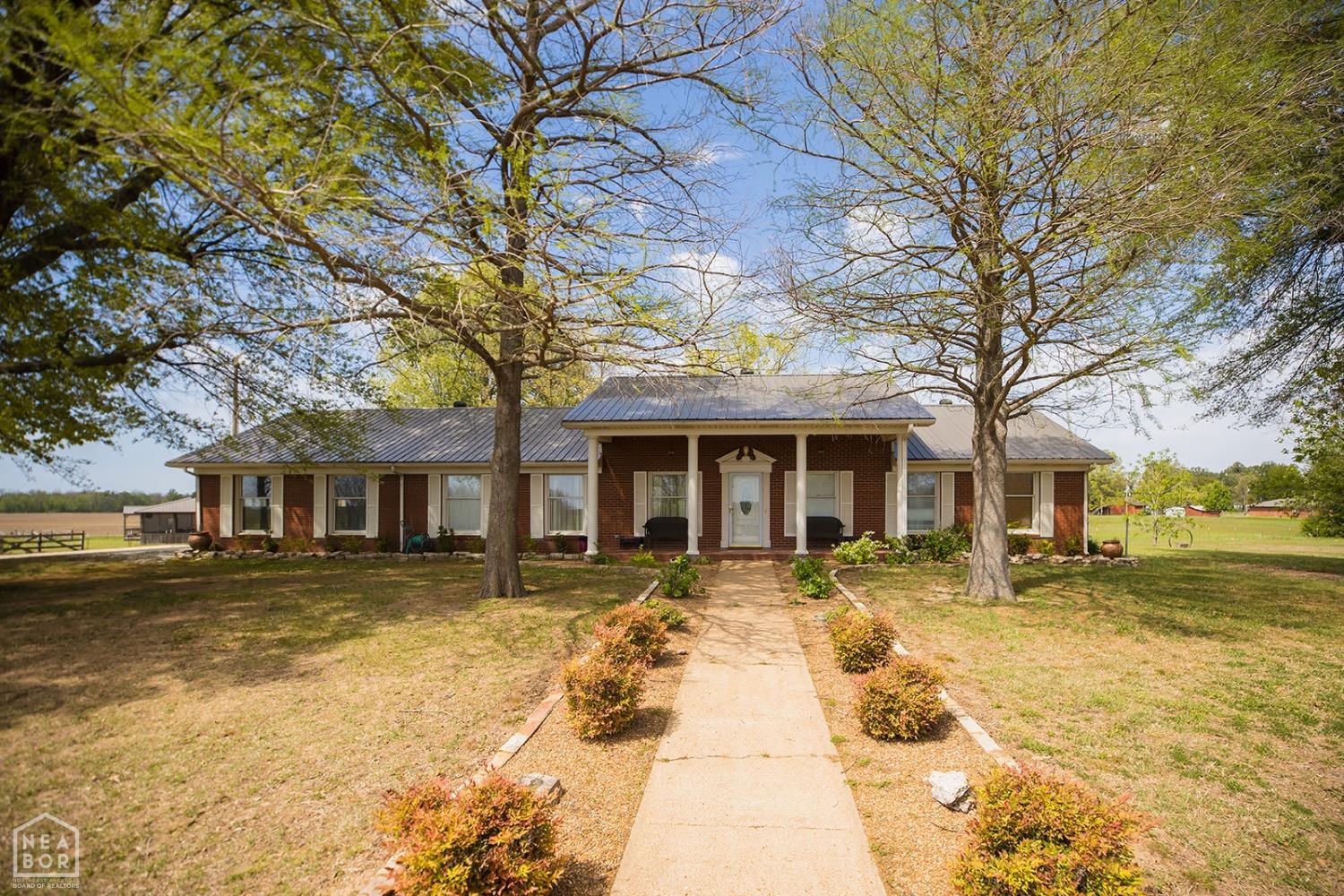 Portia, Arkansas, 72457, United States, 4 Bedrooms Bedrooms, ,2 BathroomsBathrooms,Residential,For Sale,1931235