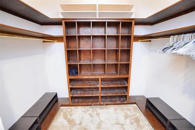 Tahlequah, Oklahoma, 74464, United States, 4 Bedrooms Bedrooms, ,4 BathroomsBathrooms,Residential,For Sale,1975818