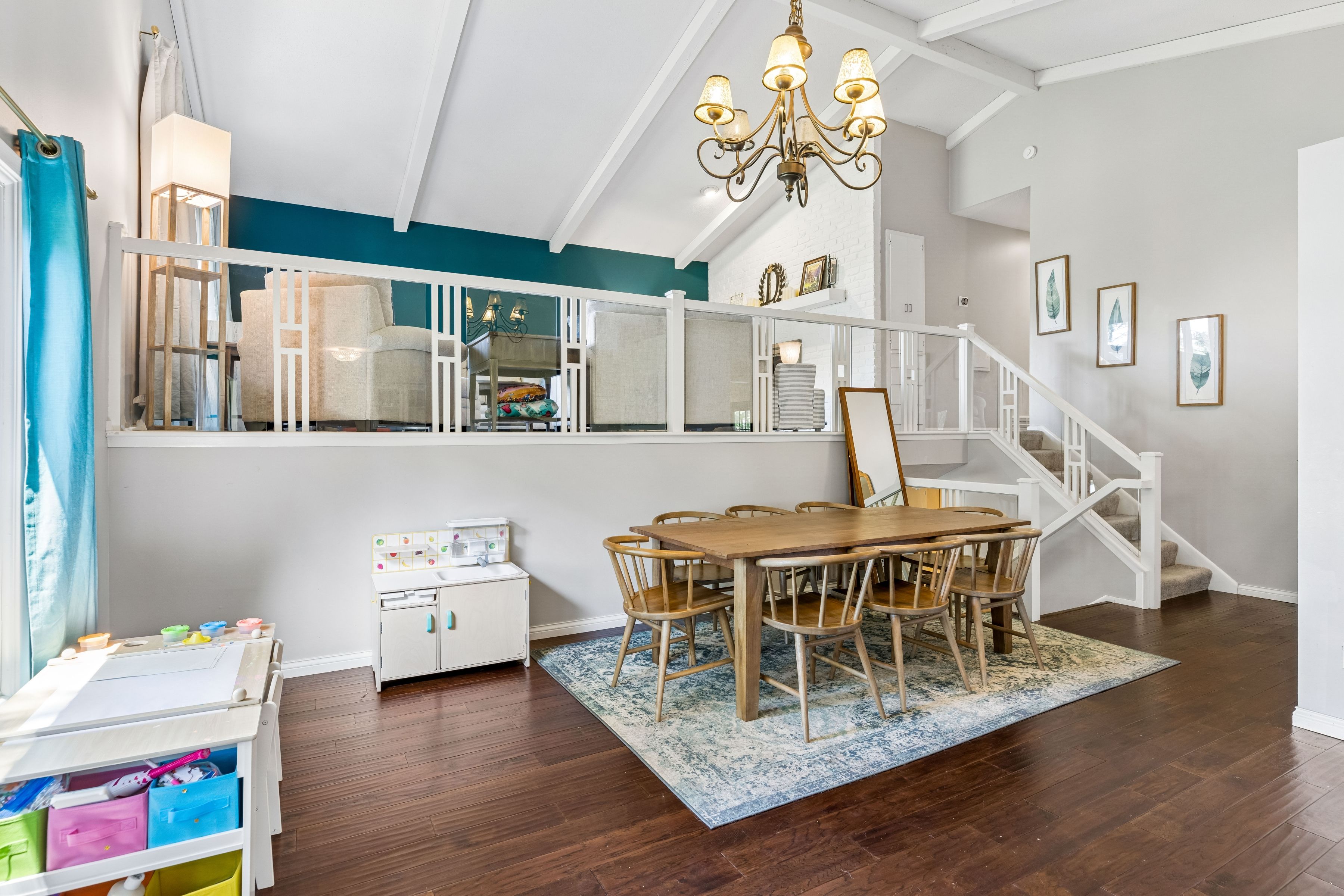  Beautifully Updated Home Overlooking Bent Creek Golf Course - 物件實景