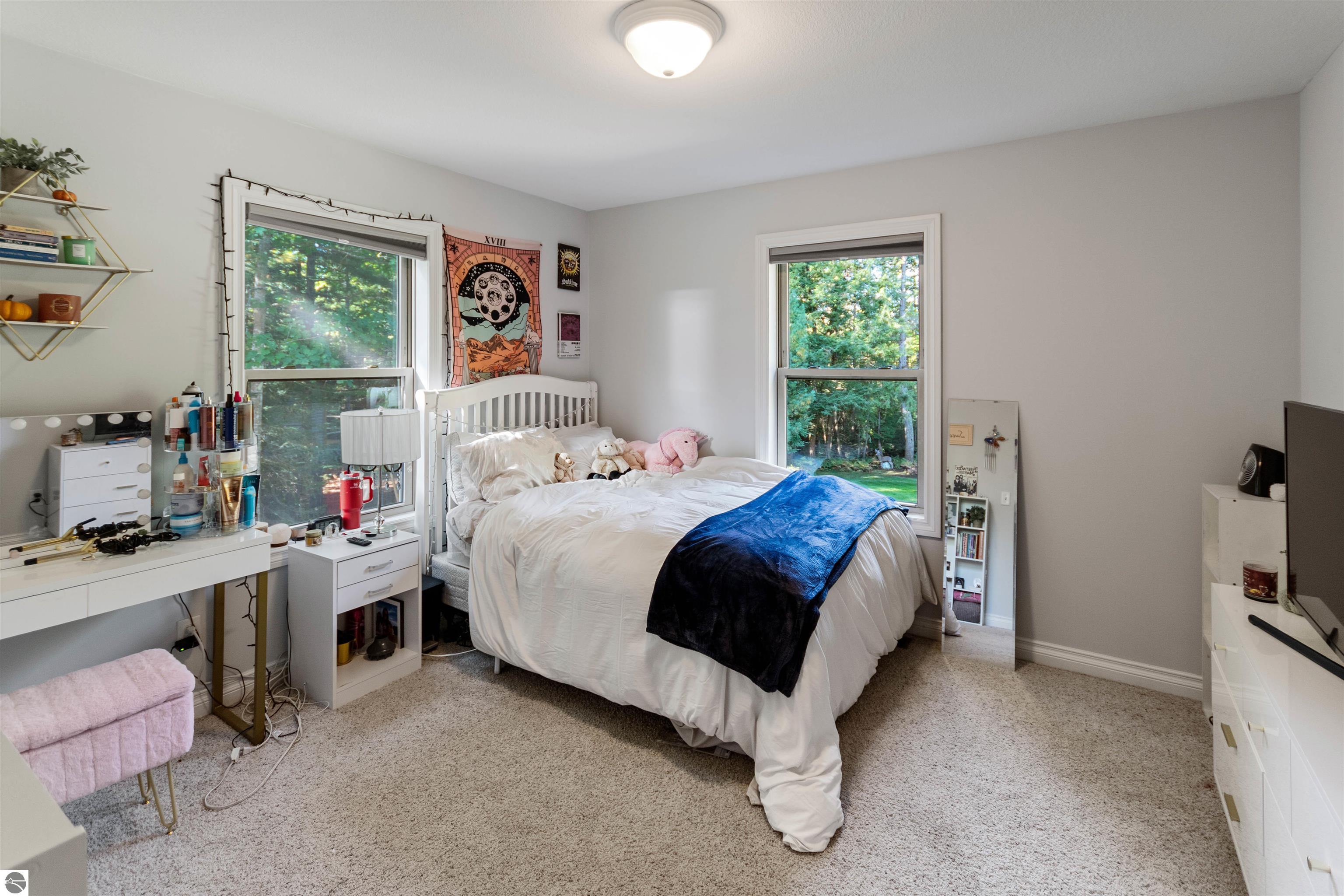 Traverse City, Michigan, 49685, United States, 5 Bedrooms Bedrooms, ,2 BathroomsBathrooms,Residential,For Sale,1960952