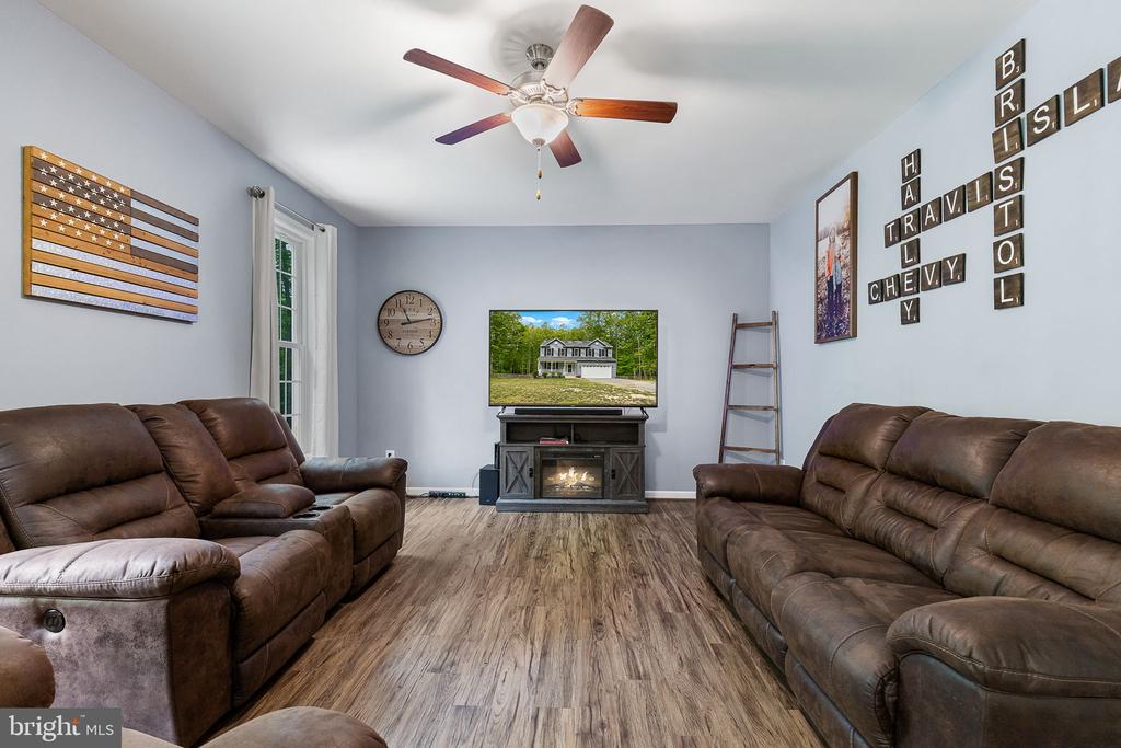 Spotsylvania, Virginia, 22553, United States, 4 Bedrooms Bedrooms, ,3 BathroomsBathrooms,Residential,For Sale,1935679