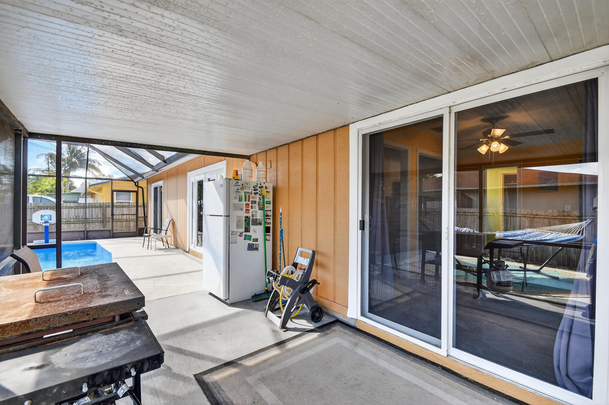 West Palm Beach, Florida, 33406, United States, 3 Bedrooms Bedrooms, ,2 BathroomsBathrooms,Residential,For Sale,1998393