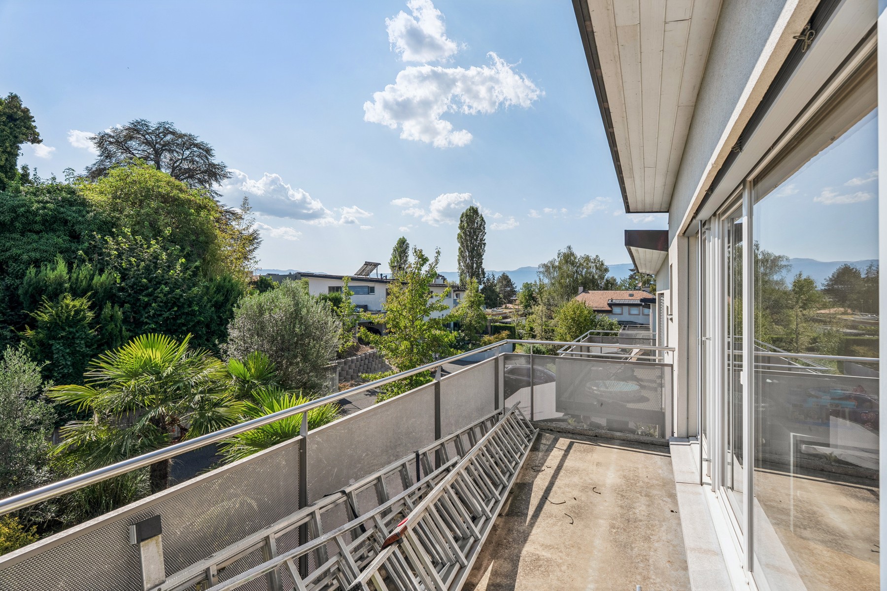  BEAUTIFUL FAMILY VILLA IN A GREEN AND QUIET SETTING - 物件實景