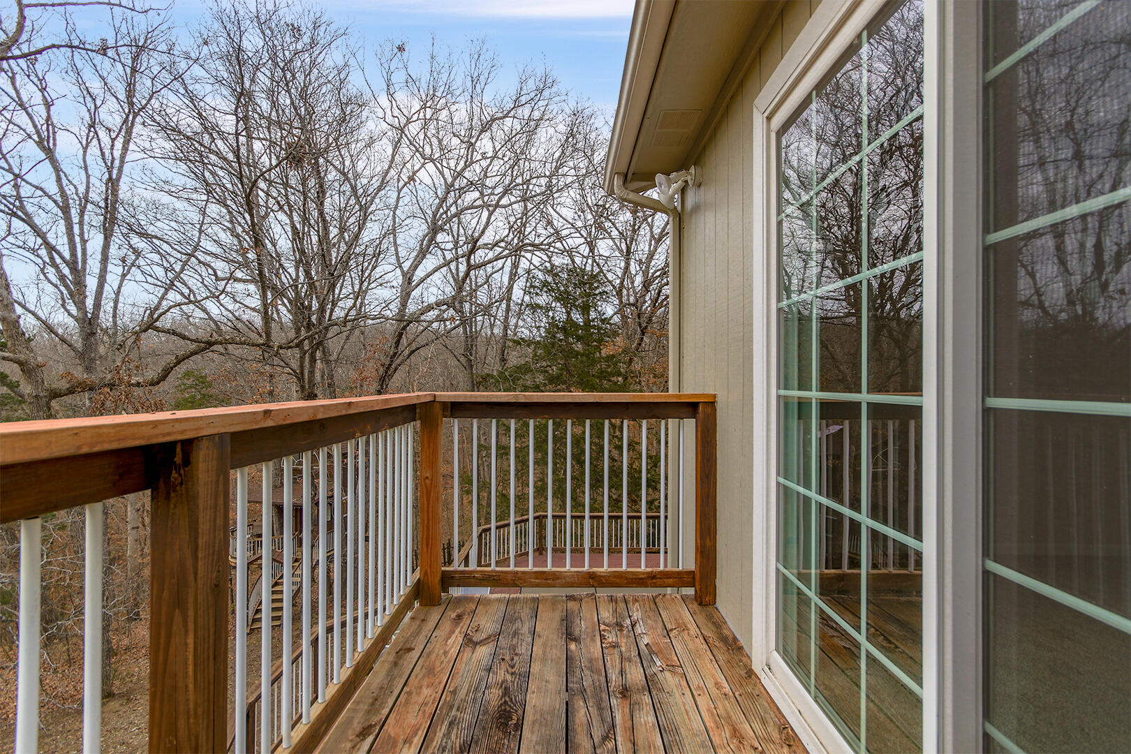 HARTSBURG, Missouri, 65039, United States, 5 Bedrooms Bedrooms, ,3 BathroomsBathrooms,Residential,For Sale,2049176