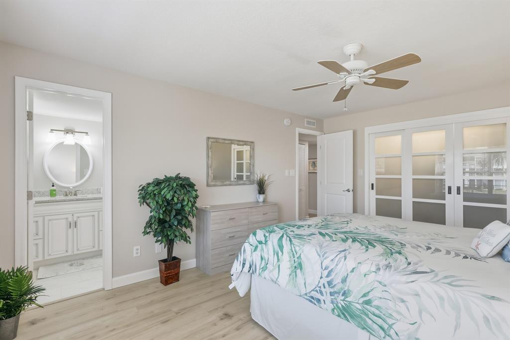 Longboat Key, Florida, 34228, United States, 2 Bedrooms Bedrooms, ,2 BathroomsBathrooms,Residential,For Sale,1991691
