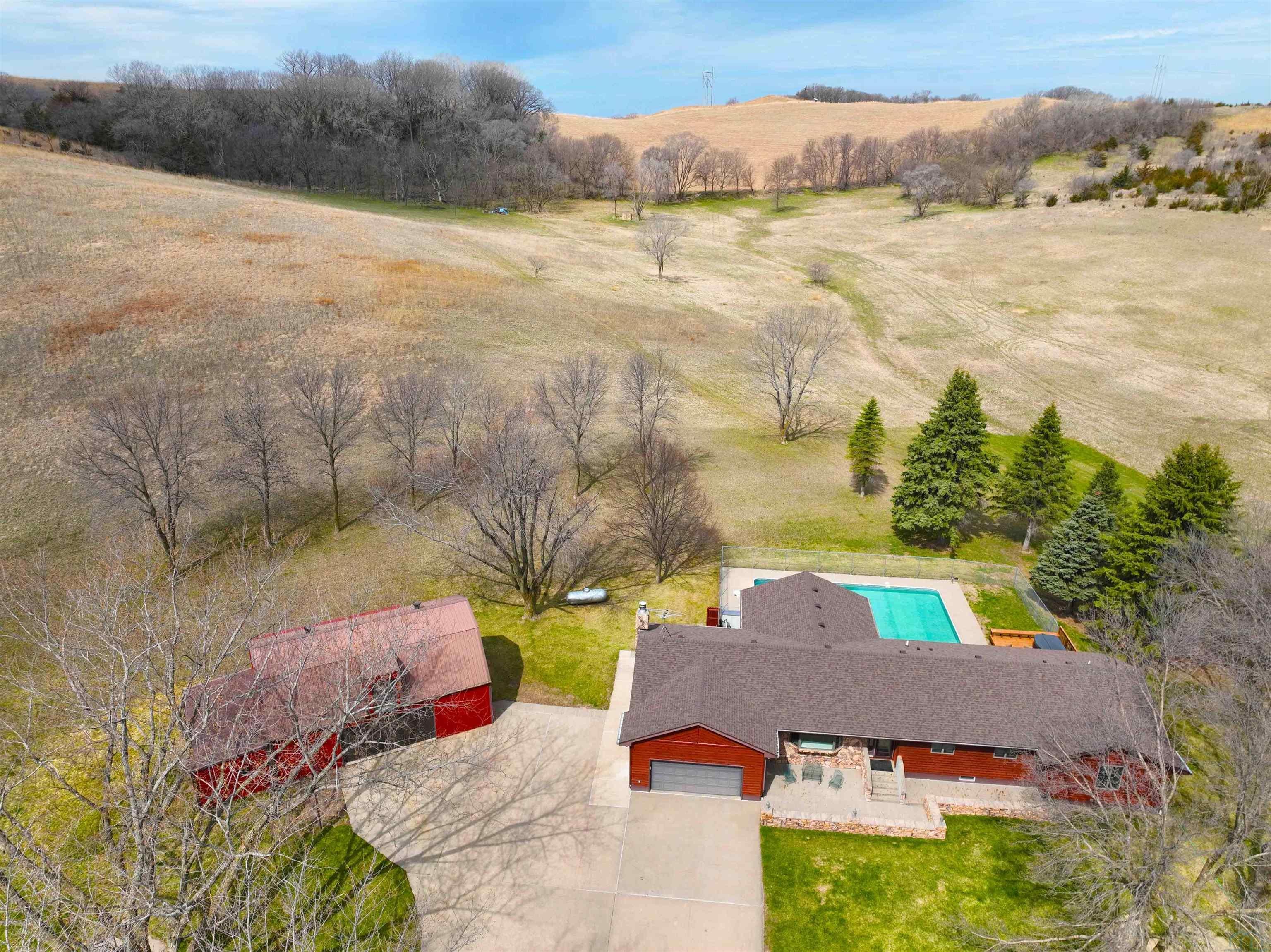 Sioux City, Iowa, 51108, United States, 3 Bedrooms Bedrooms, ,4 BathroomsBathrooms,Residential,For Sale,2035847