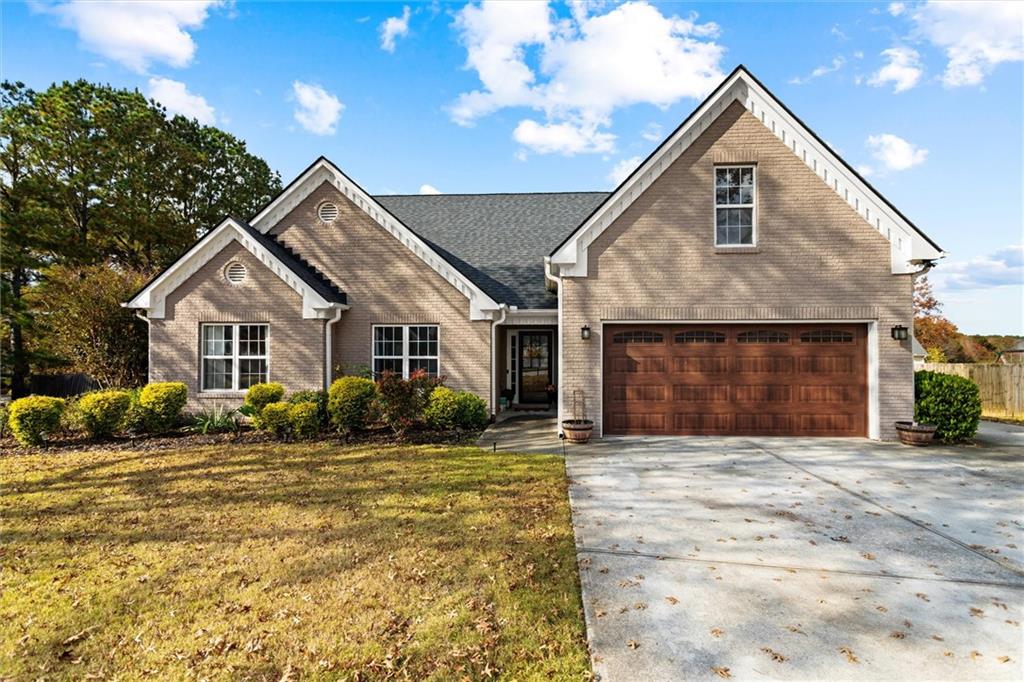 Dacula, Georgia, 30019, United States, 5 Bedrooms Bedrooms, ,4 BathroomsBathrooms,Residential,For Sale,1990423