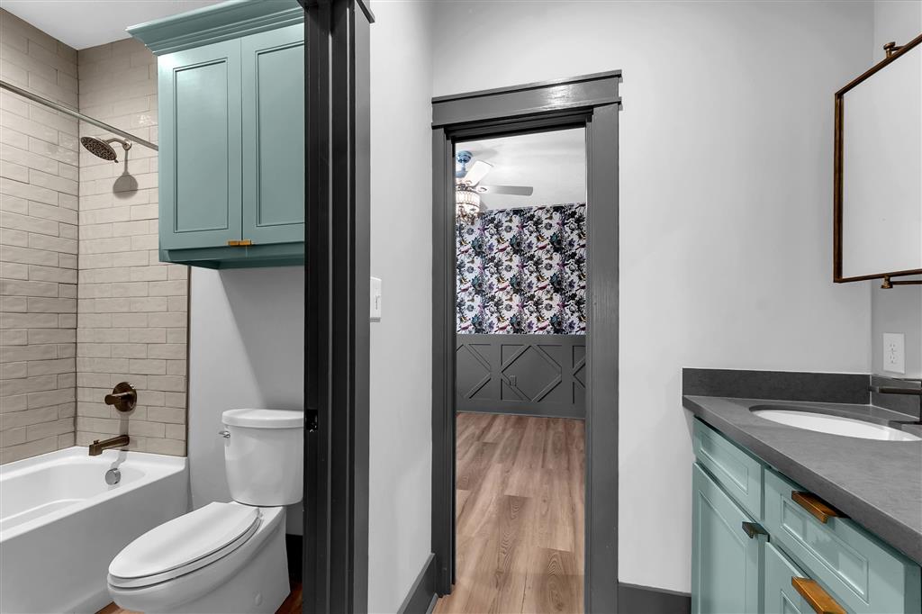 Dequincy, Louisiana, 70633, United States, 5 Bedrooms Bedrooms, ,4 BathroomsBathrooms,Residential,For Sale,1984141