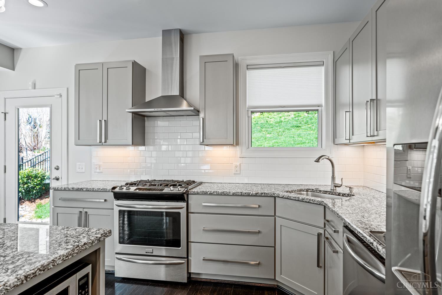 Cincinnati, Ohio, 45202, United States, 3 Bedrooms Bedrooms, ,4 BathroomsBathrooms,Residential,For Sale,1968931