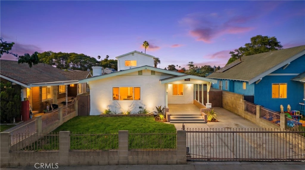 43rd Pl, Los Angeles, CA 90062