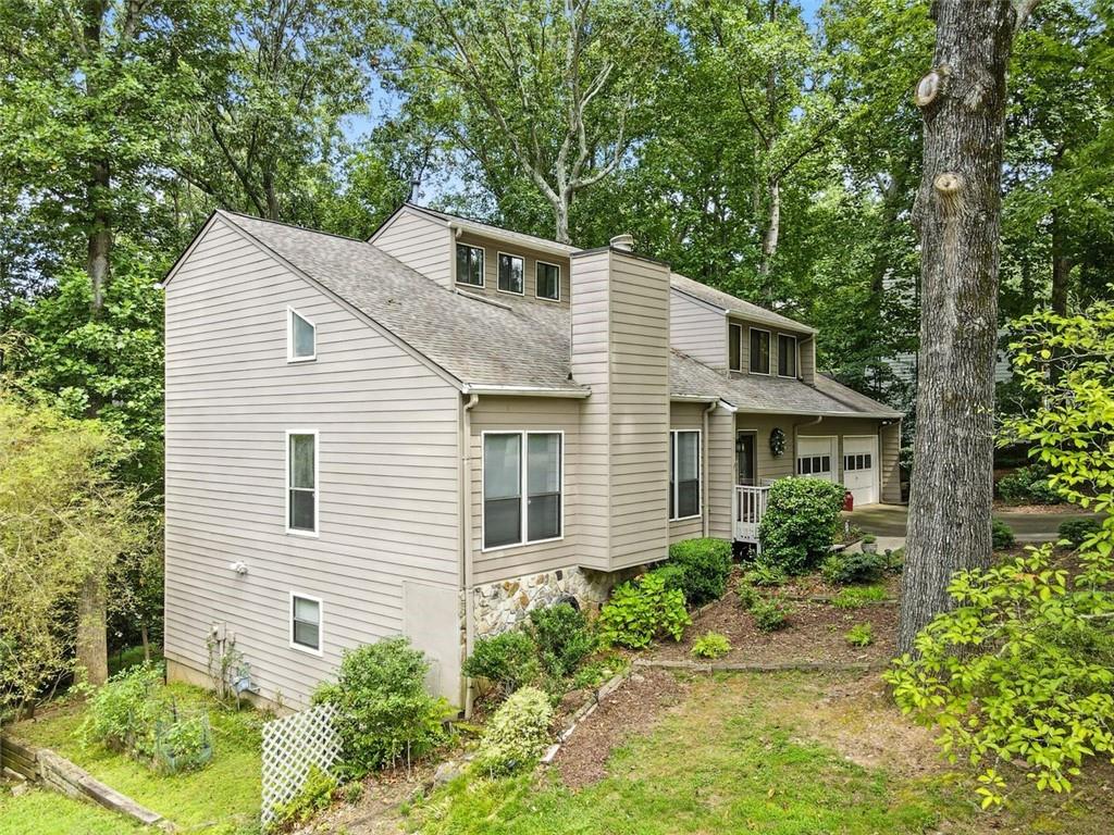 Roswell, Georgia, 30076, United States, 5 Bedrooms Bedrooms, ,4 BathroomsBathrooms,Residential,For Sale,1917059