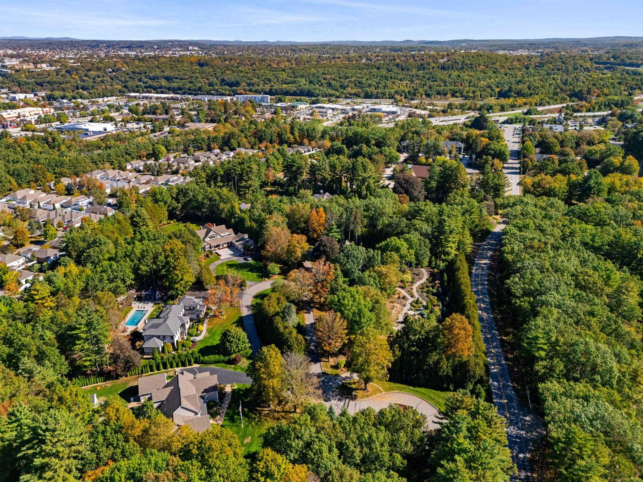 Bedford, New Hampshire, 03110, United States, 4 Bedrooms Bedrooms, ,5 BathroomsBathrooms,Residential,For Sale,1991015