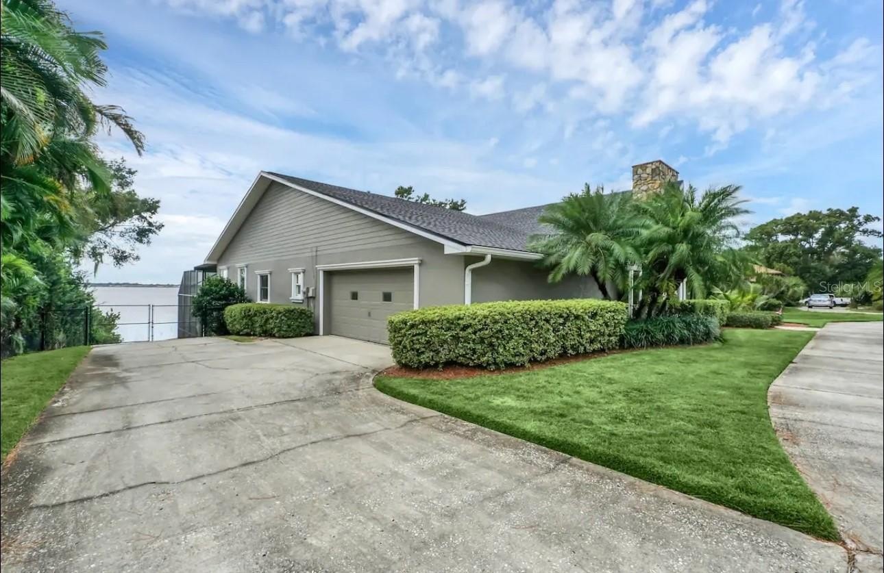 514 HILLSIDE DRIVE, AUBURNDALE, Florida, 33823, United States, 5 Bedrooms Bedrooms, ,5 BathroomsBathrooms,Residential,For Sale,514 HILLSIDE DRIVE,1426912