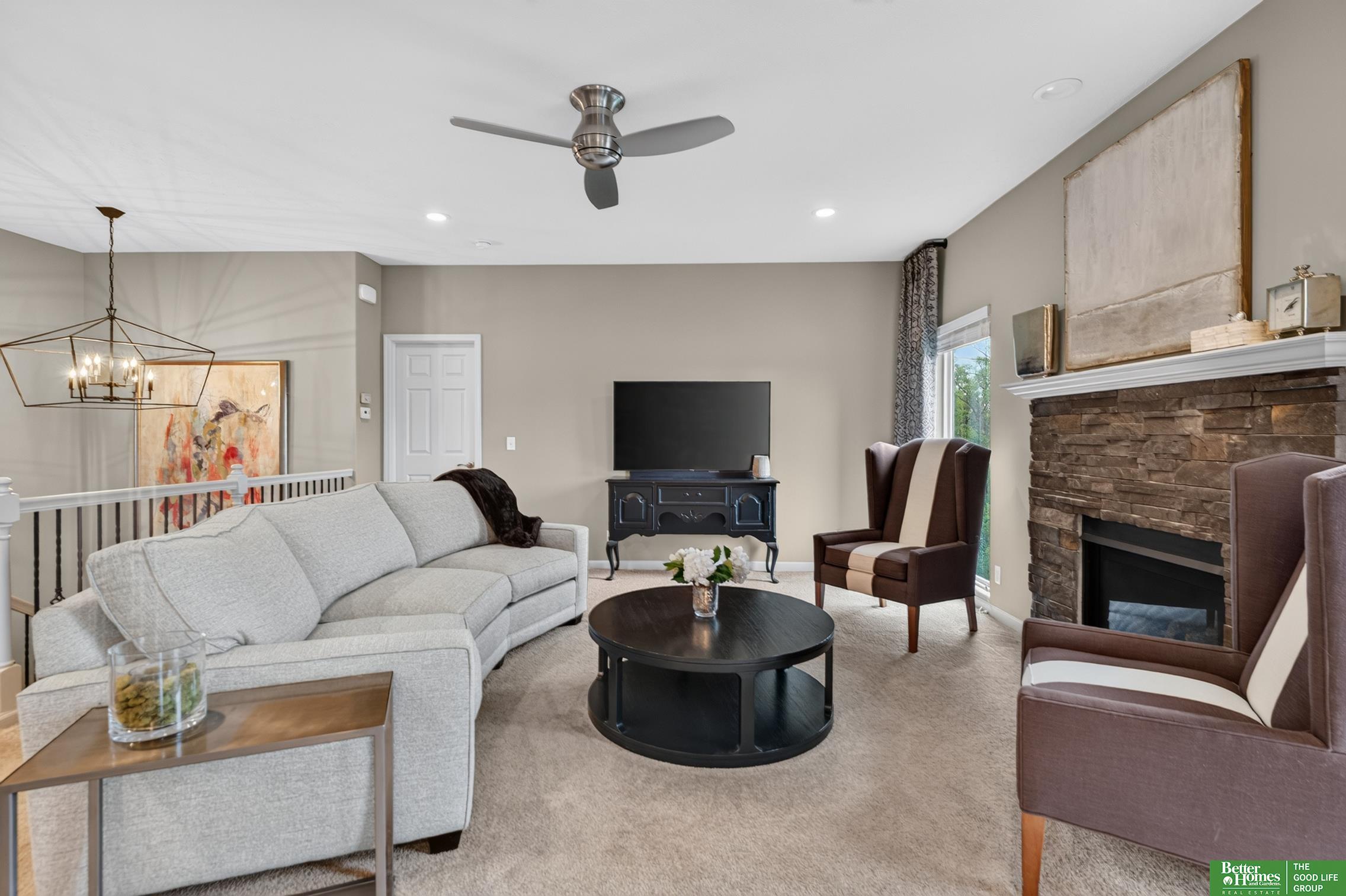 Wirt St, Omaha, NE 68116