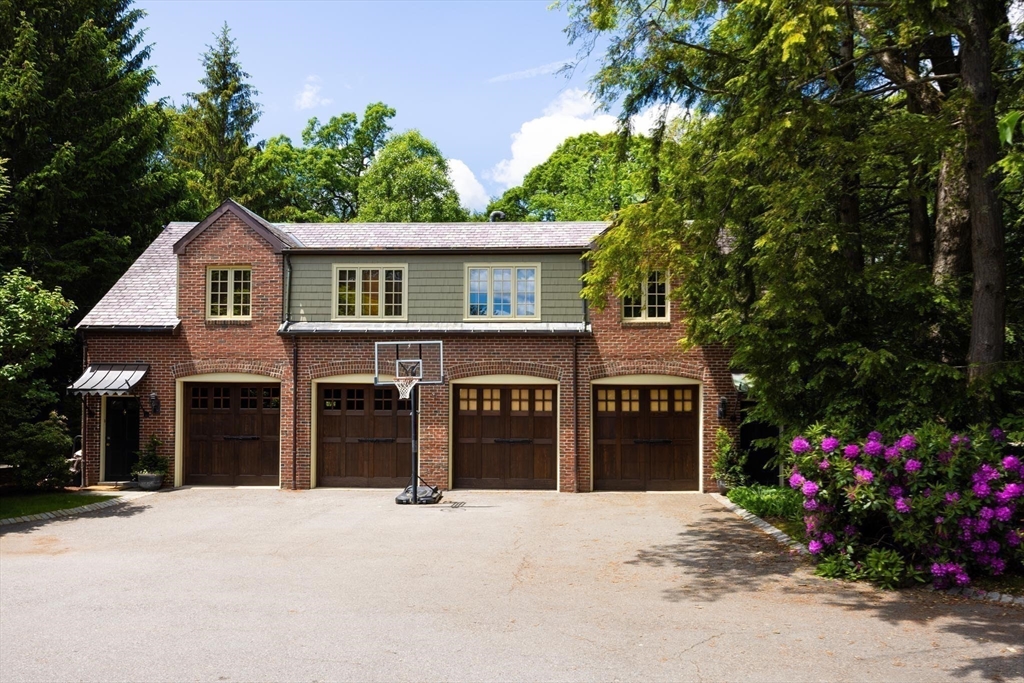 Brookline, Massachusetts, 02445, United States, 6 Bedrooms Bedrooms, ,8 BathroomsBathrooms,Residential,For Sale,1839971