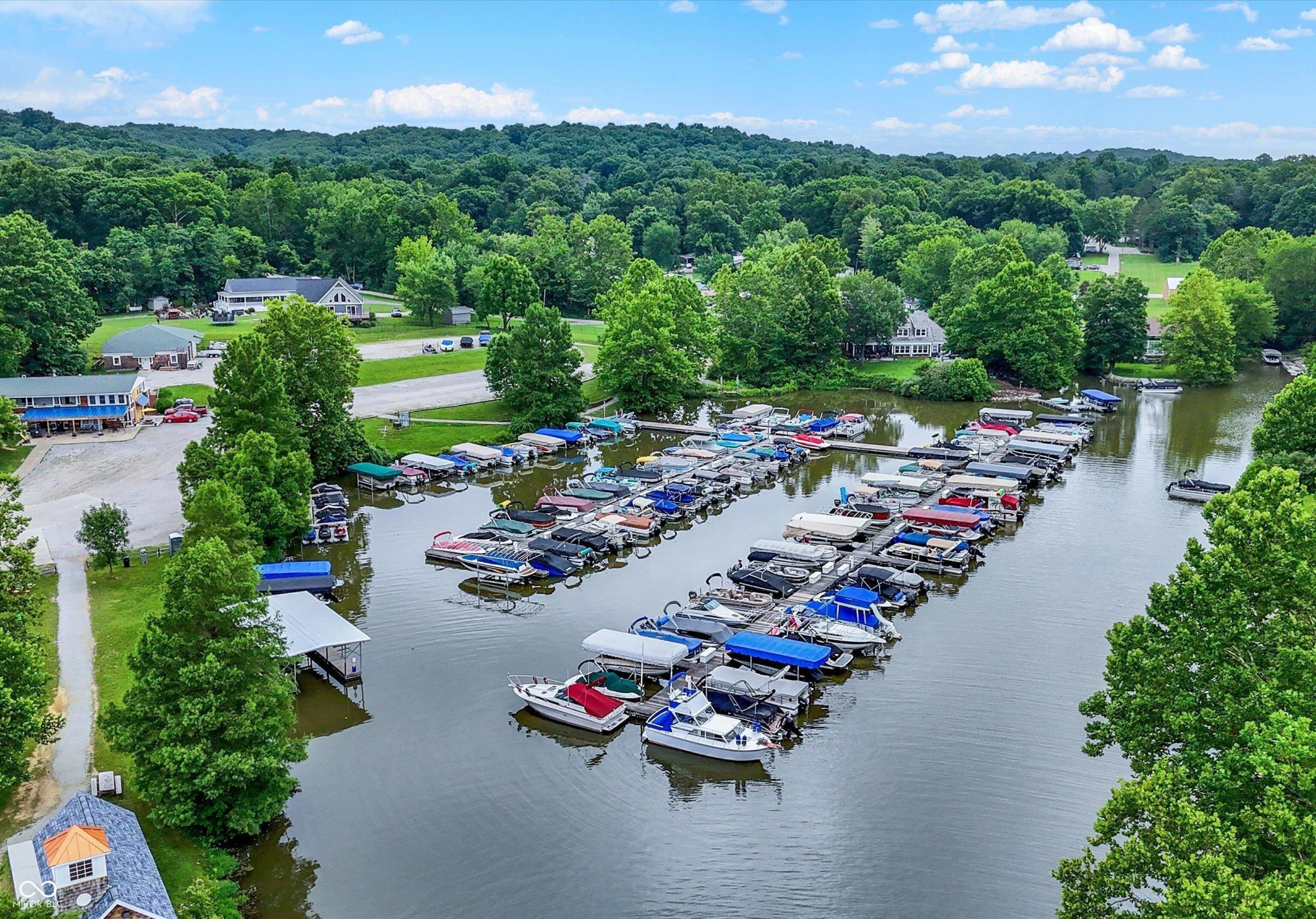 Unionville, Indiana, 47468, United States, 5 Bedrooms Bedrooms, ,5 BathroomsBathrooms,Residential,For Sale,1975333