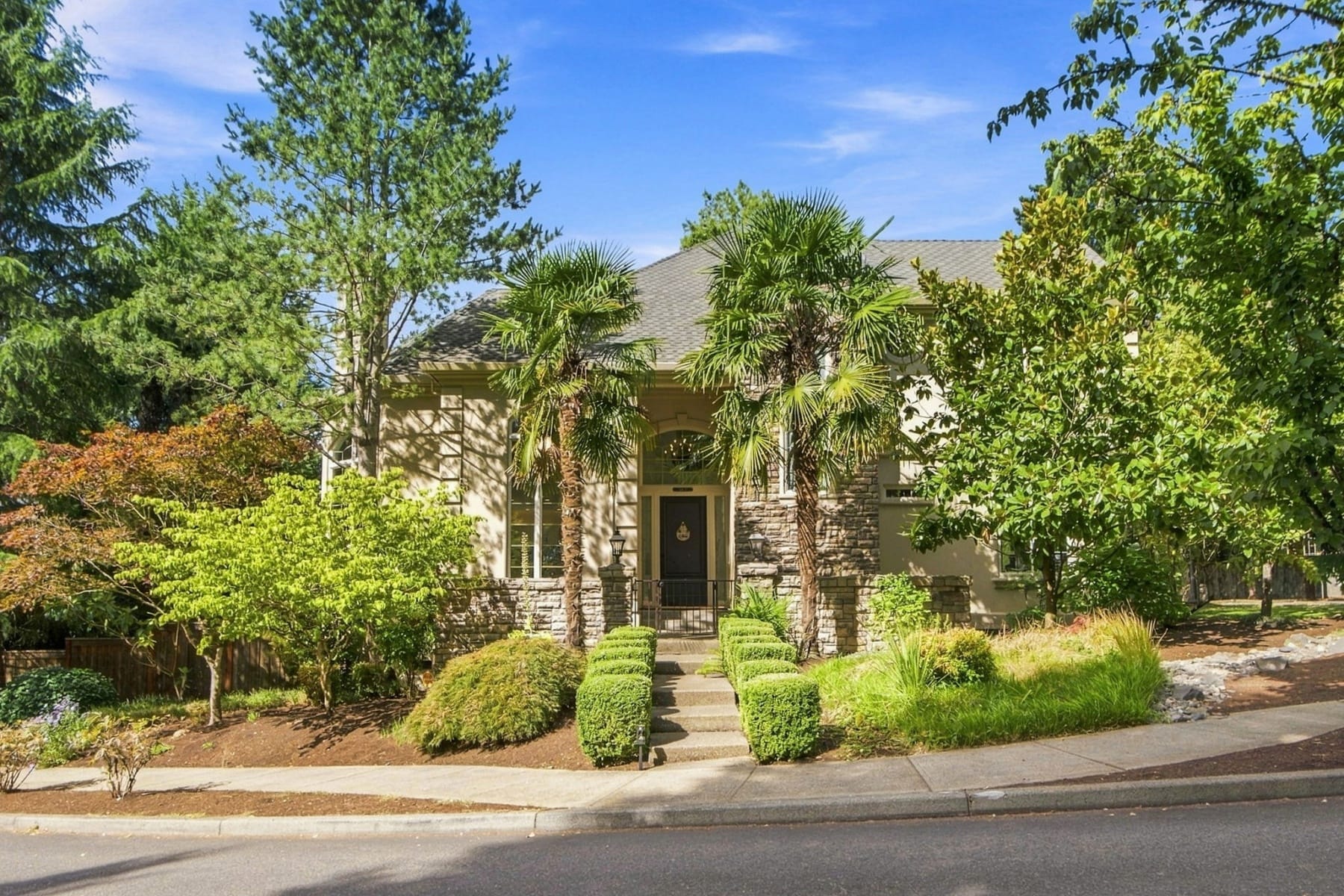  4411 SW 63RD AVE Portland, OR 97221 - 物件實景