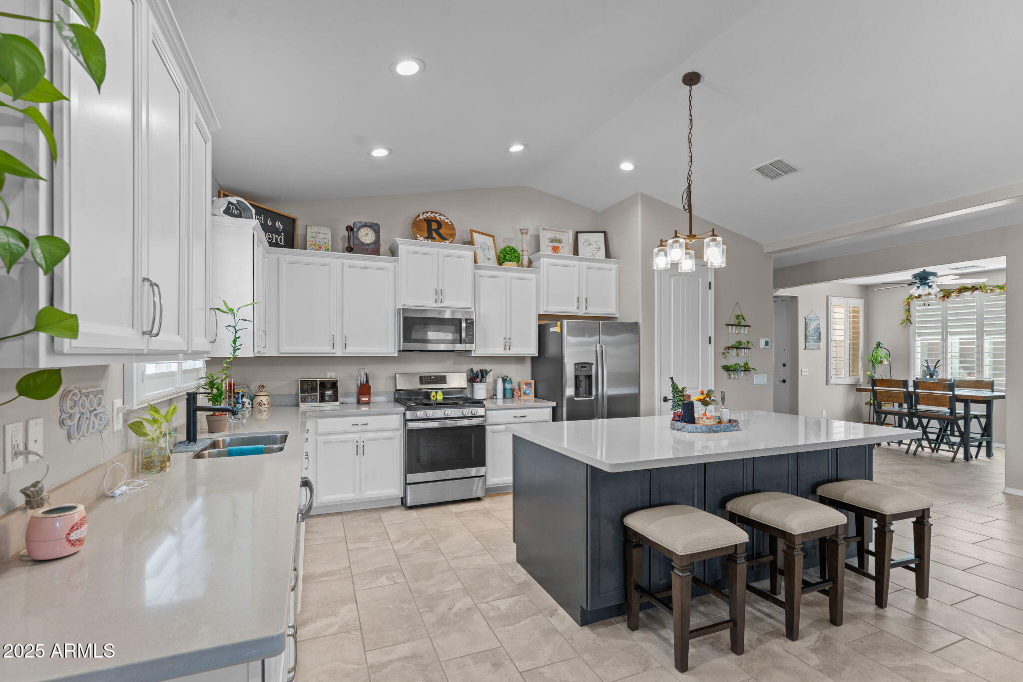 Prescott, Arizona, 86305, United States, 2 Bedrooms Bedrooms, ,2 BathroomsBathrooms,Residential,For Sale,1977514