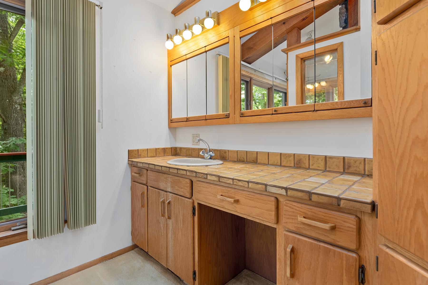 Manitowish Waters, Wisconsin, 54545, United States, 4 Bedrooms Bedrooms, ,3 BathroomsBathrooms,Residential,For Sale,1974750