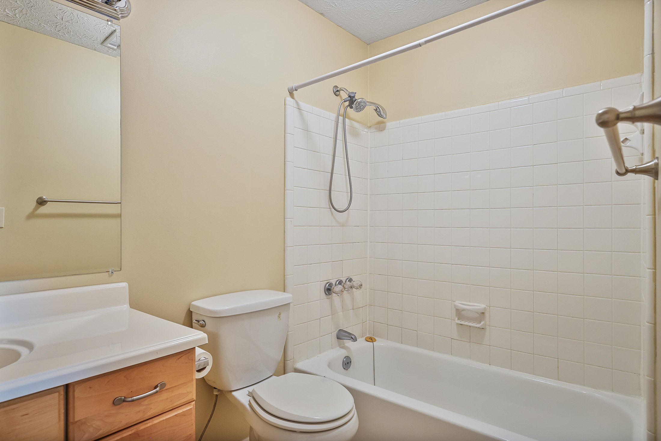  Exceptional Space and Value in Top-floor Corner Unit - 物件實景
