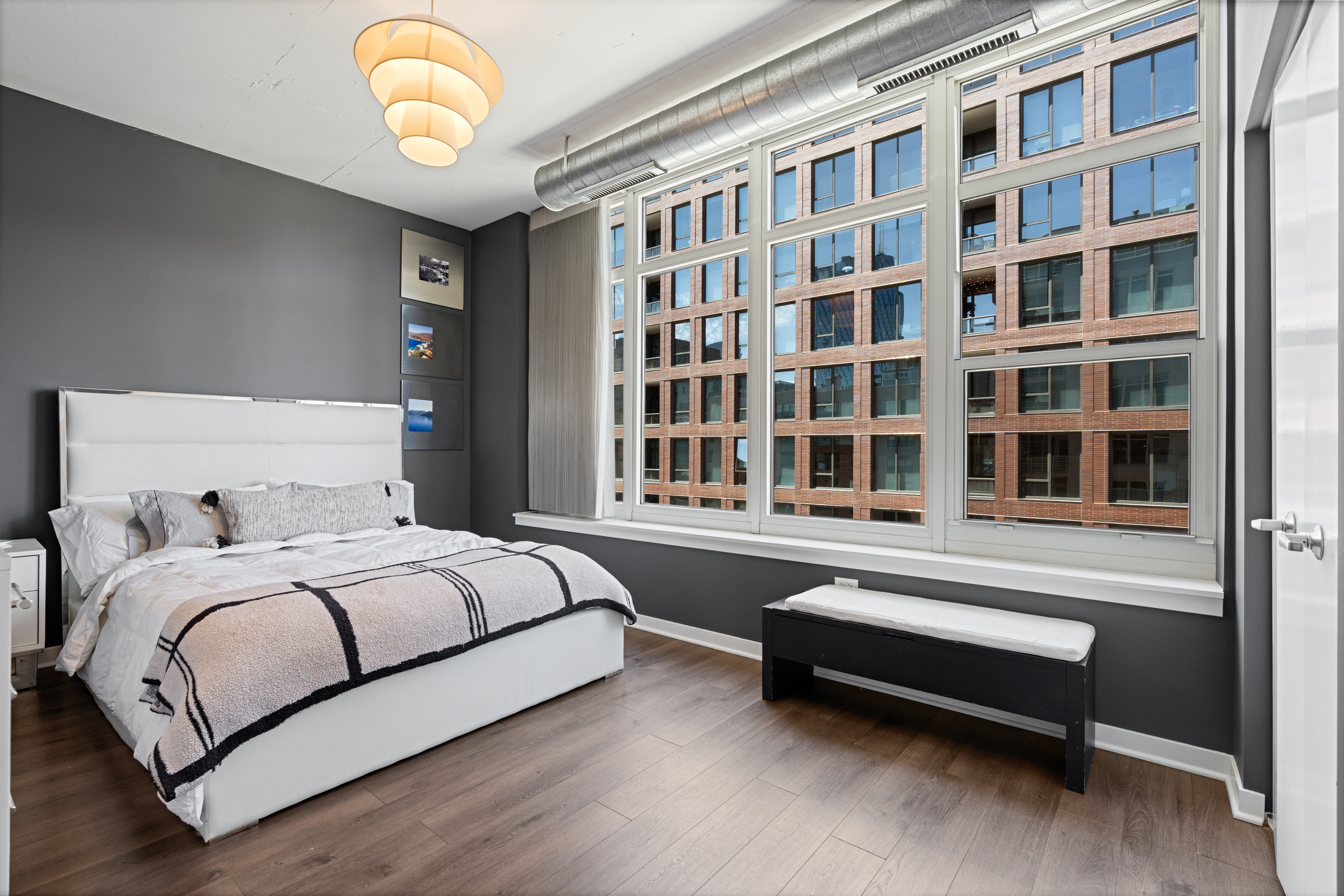  Spacious and Bright One Bedroom Condo in Perfect West Loop Location - 物件實景