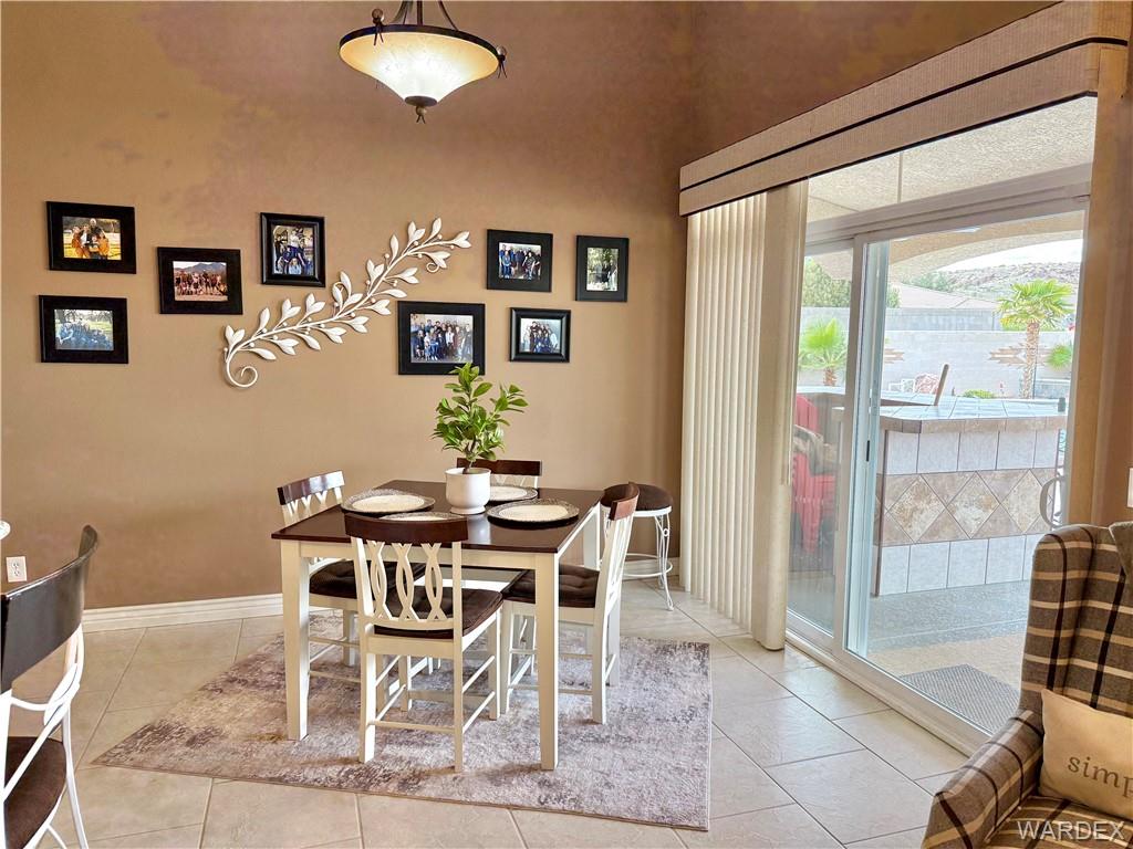 Kingman, Arizona, 86401, United States, 4 Bedrooms Bedrooms, ,2 BathroomsBathrooms,Residential,For Sale,2013264