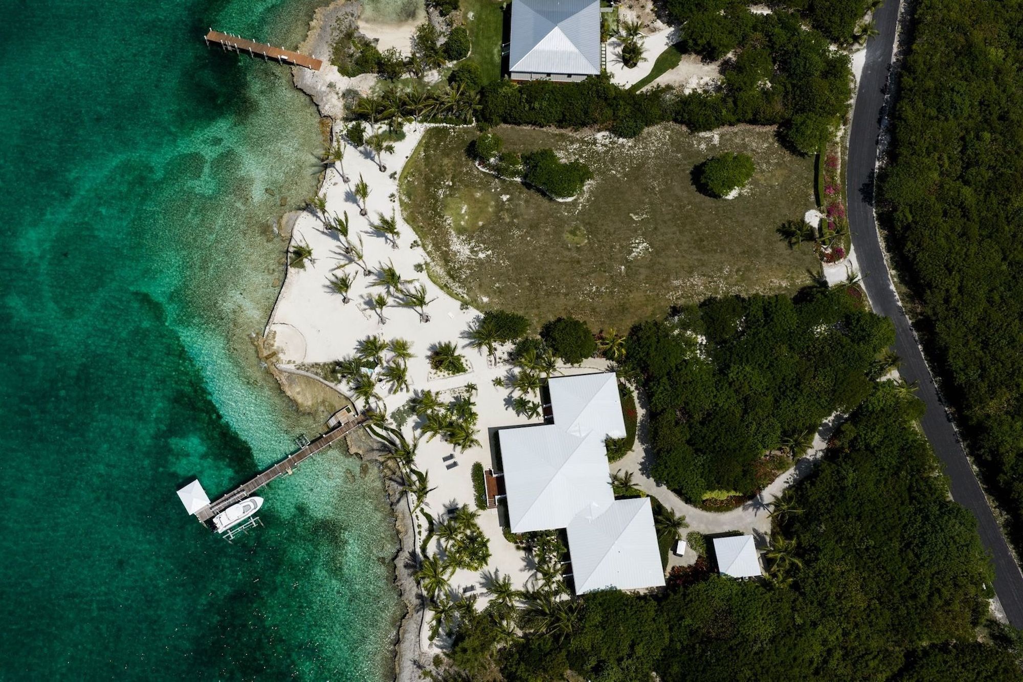 Private Oceanfront Estate - 物件實景