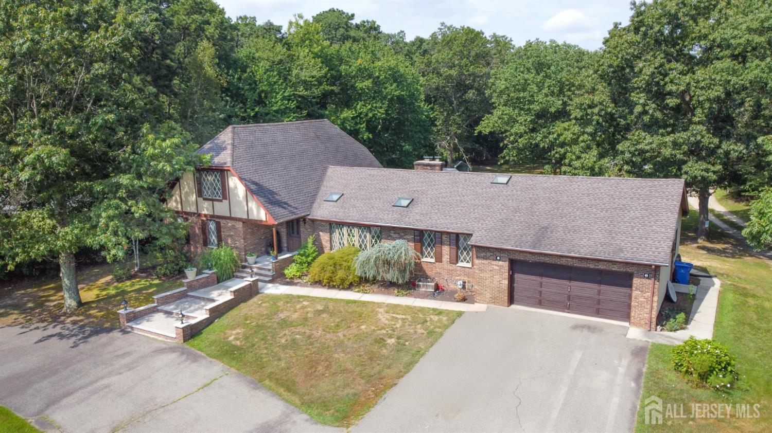 Monroe, New Jersey, 08831, United States, 6 Bedrooms Bedrooms, ,4 BathroomsBathrooms,Residential,For Sale,1916788
