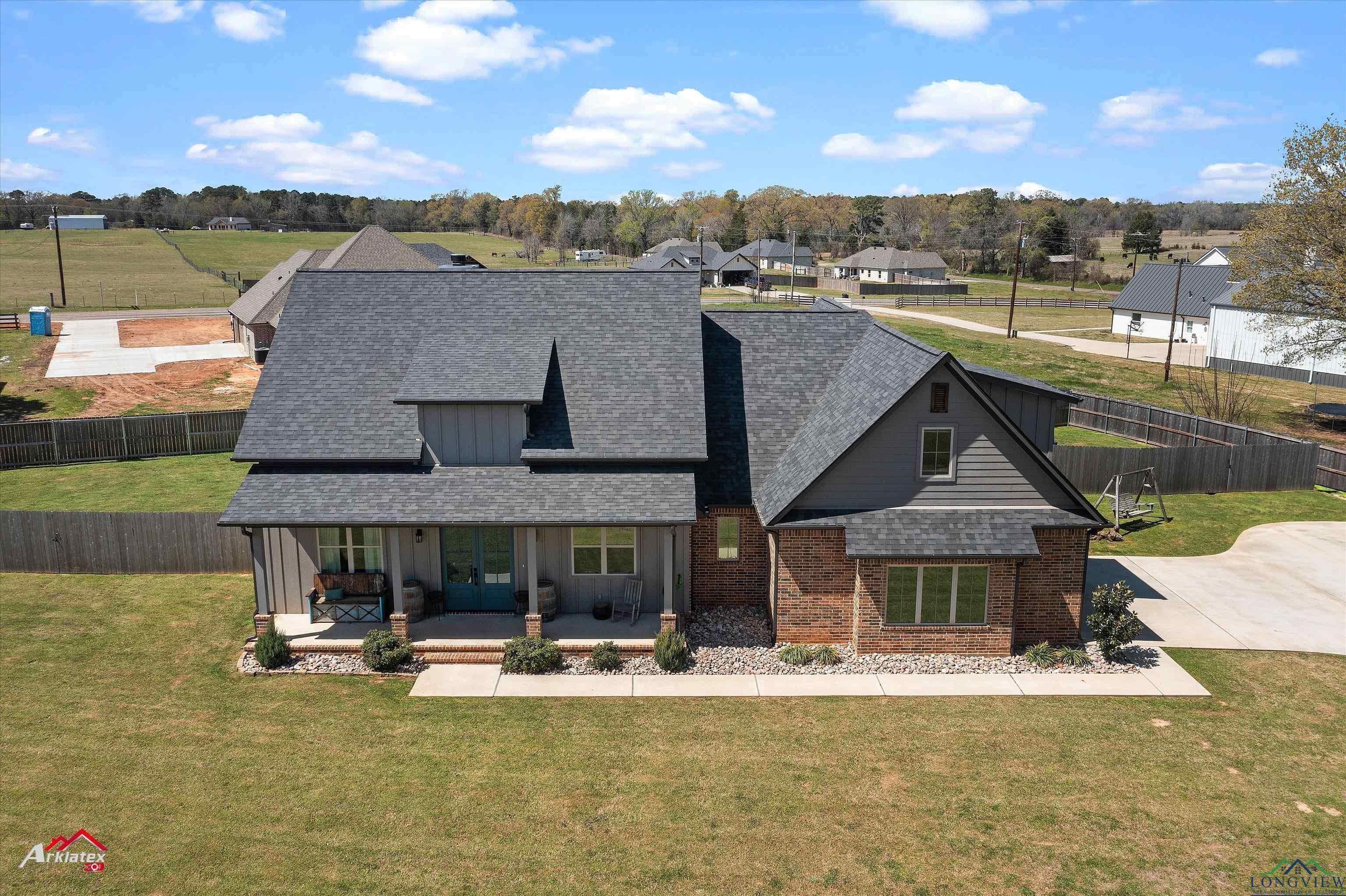 Hallsville, Texas, 75650-3511, United States, 4 Bedrooms Bedrooms, ,3 BathroomsBathrooms,Residential,For Sale,1980280