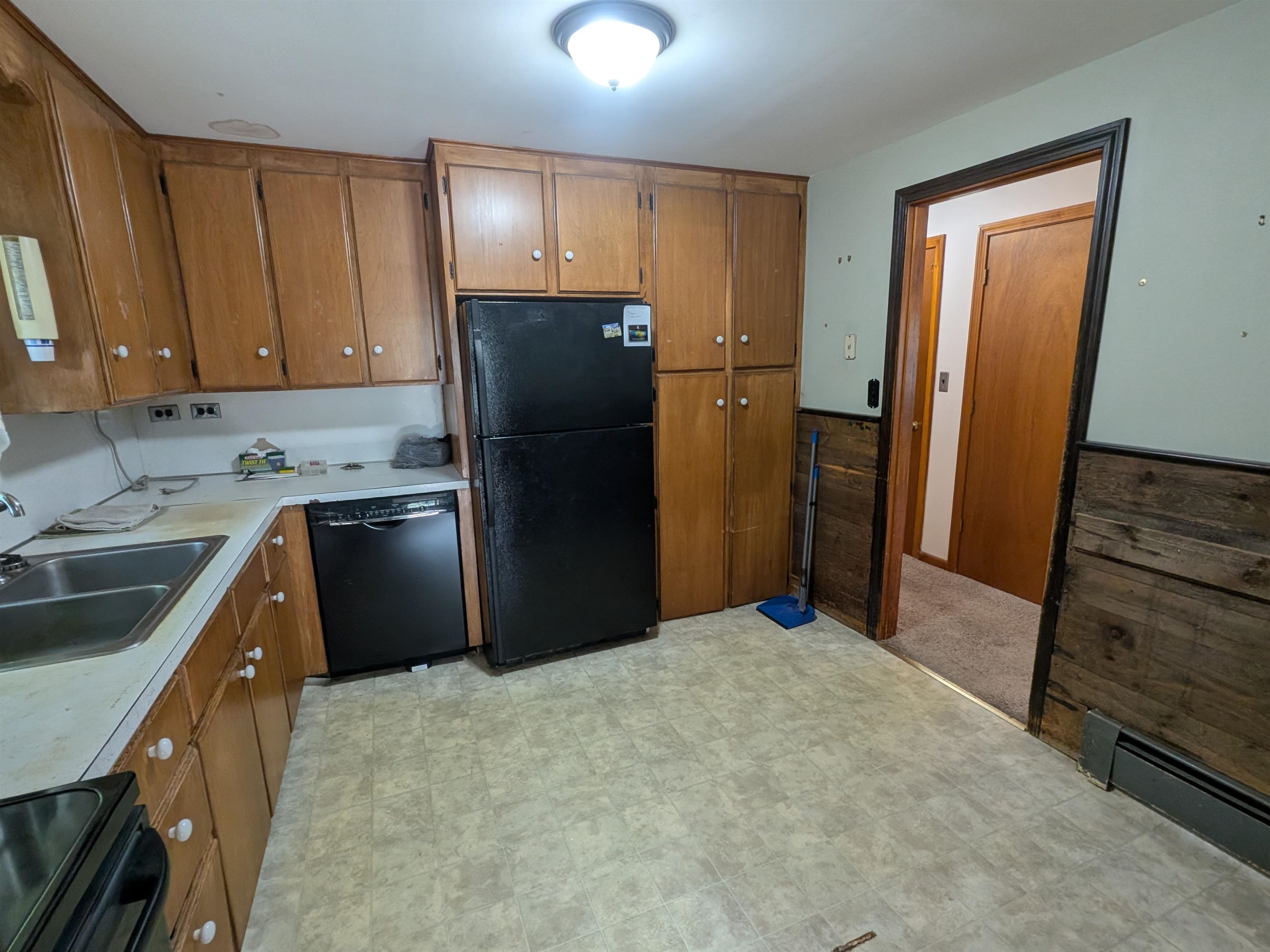 Hollis, New Hampshire, 03049, United States, 3 Bedrooms Bedrooms, ,2 BathroomsBathrooms,Residential,For Sale,1934424
