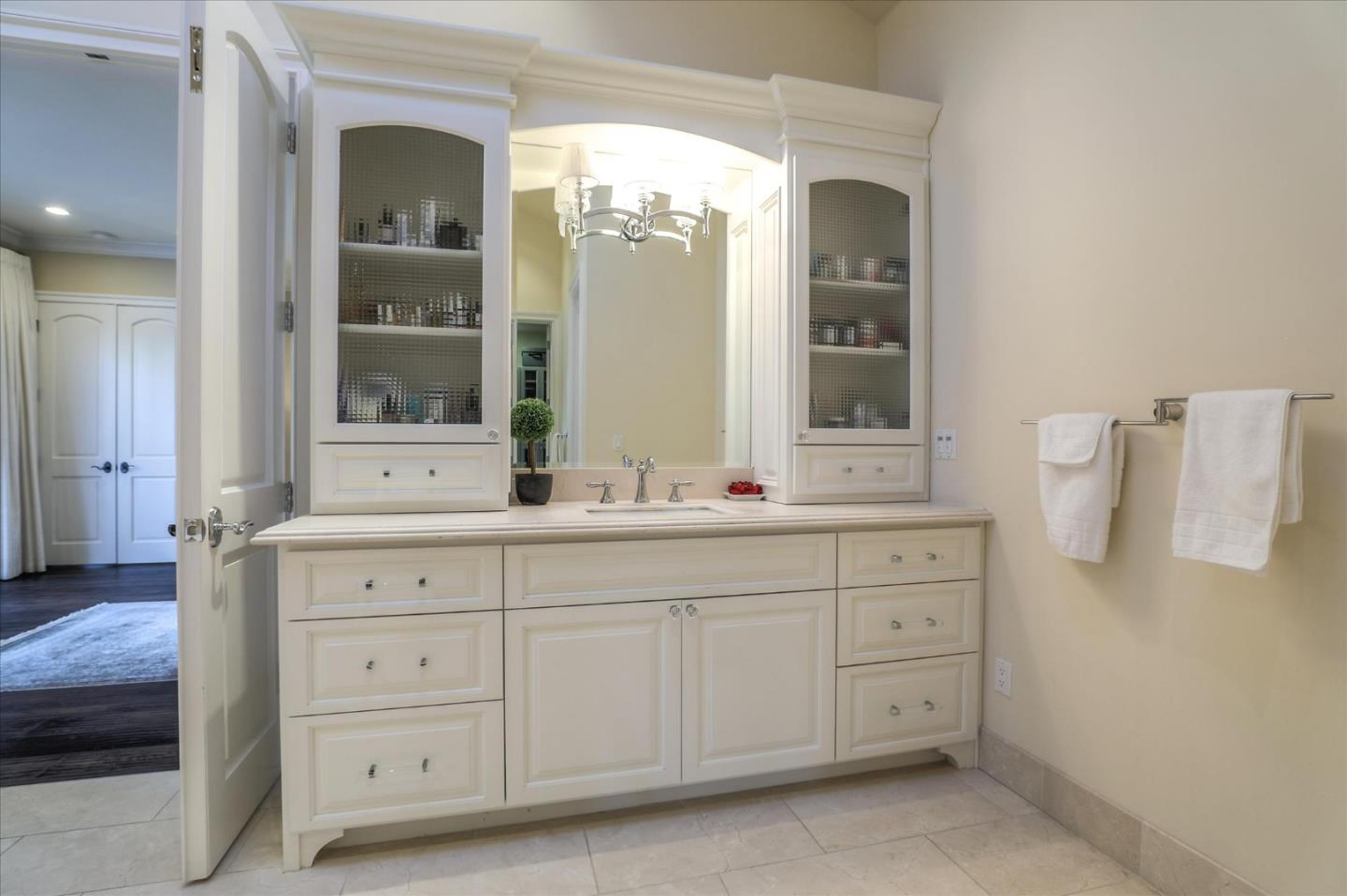 San Jose, California, 95126, United States, 4 Bedrooms Bedrooms, ,6 BathroomsBathrooms,Residential,For Sale,1987802