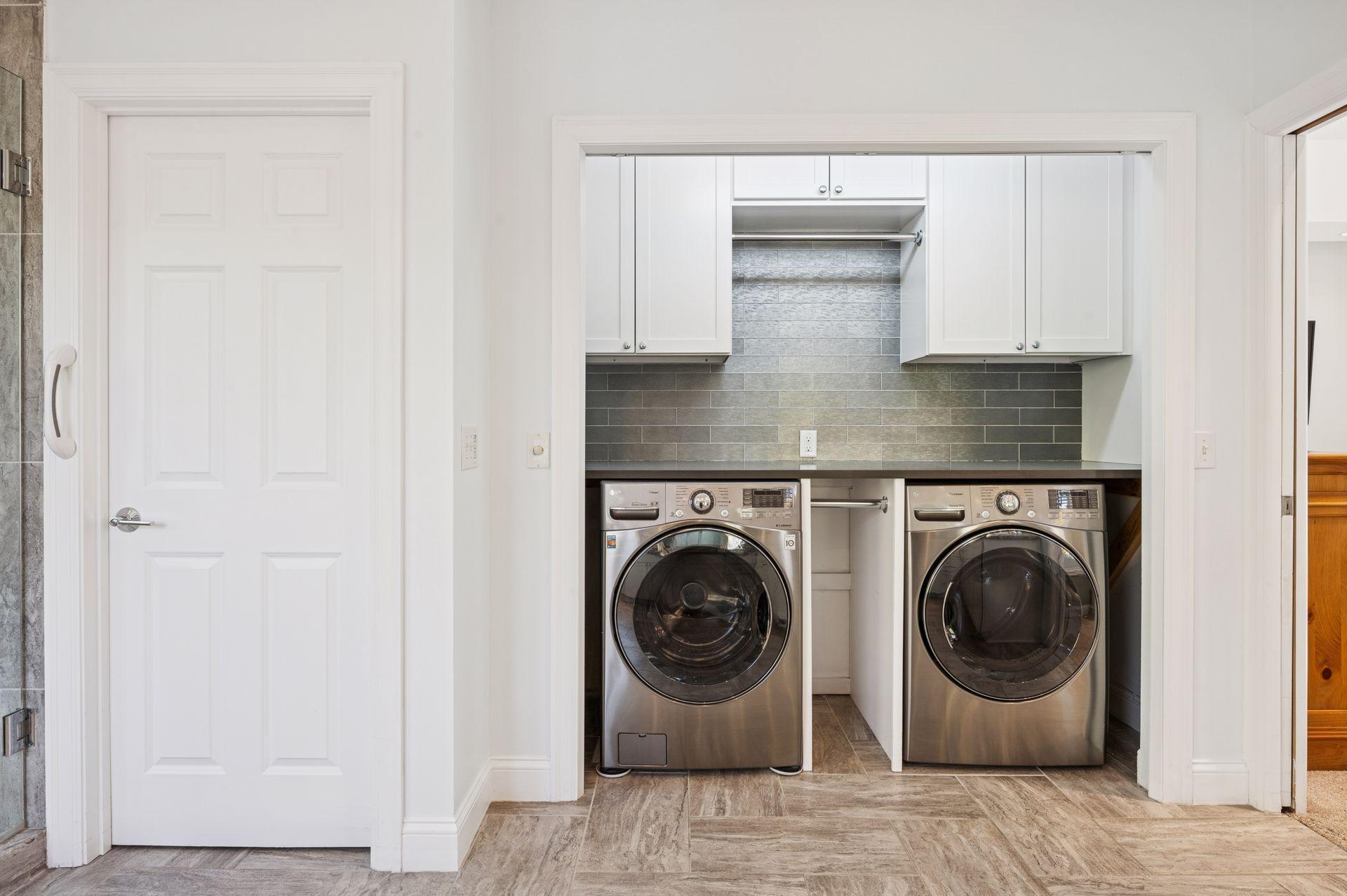 Plymouth, Minnesota, 55447, United States, 5 Bedrooms Bedrooms, ,4 BathroomsBathrooms,Residential,For Sale,1989736