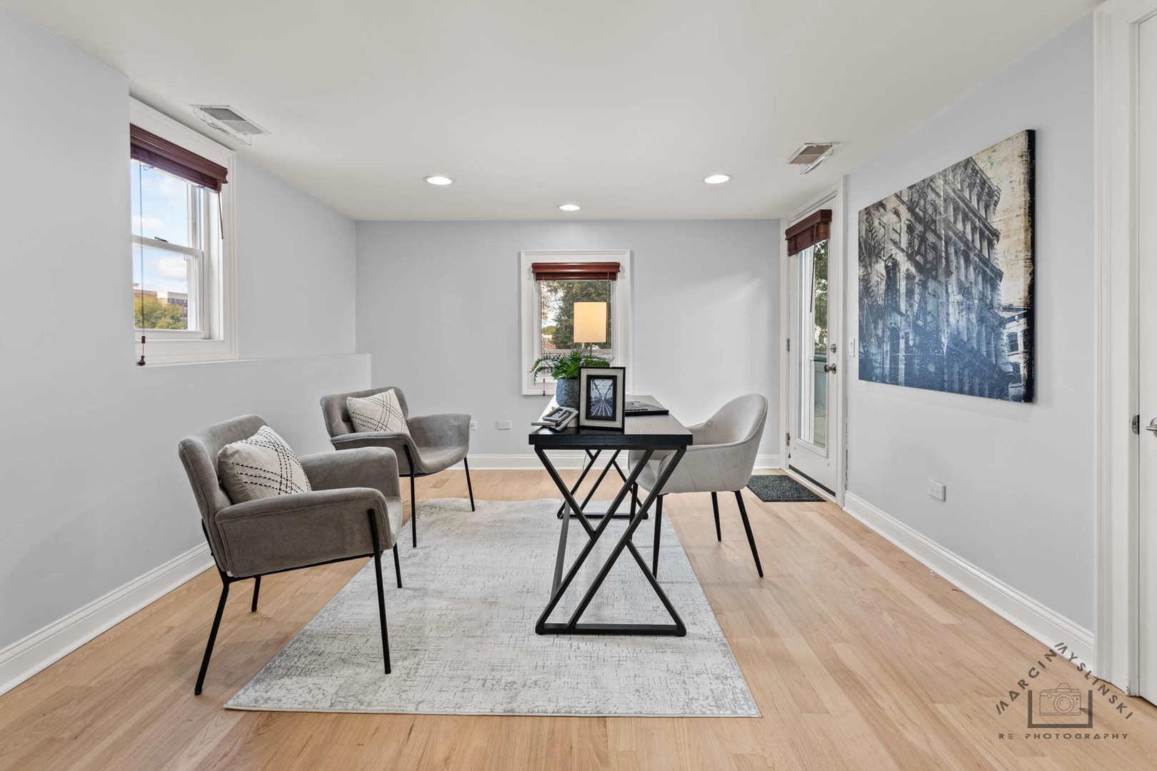 Chicago, Illinois, 60657, United States, 5 Bedrooms Bedrooms, ,4 BathroomsBathrooms,Residential,For Sale,1974505