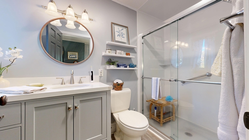 Reading, Massachusetts, 01867, United States, 3 Bedrooms Bedrooms, ,2 BathroomsBathrooms,Residential,For Sale,1976602