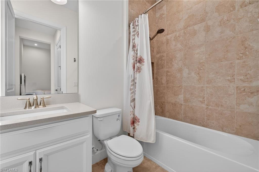 FORT MYERS, Florida, 33913, United States, 4 Bedrooms Bedrooms, ,6 BathroomsBathrooms,Residential,For Sale,2005098