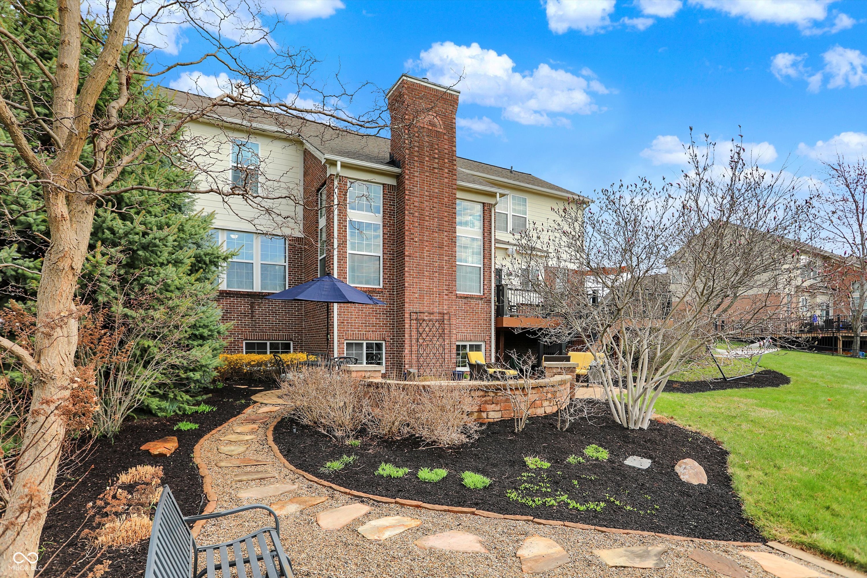 Zionsville, Indiana, 46077, United States, 4 Bedrooms Bedrooms, ,4 BathroomsBathrooms,Residential,For Sale,1880613