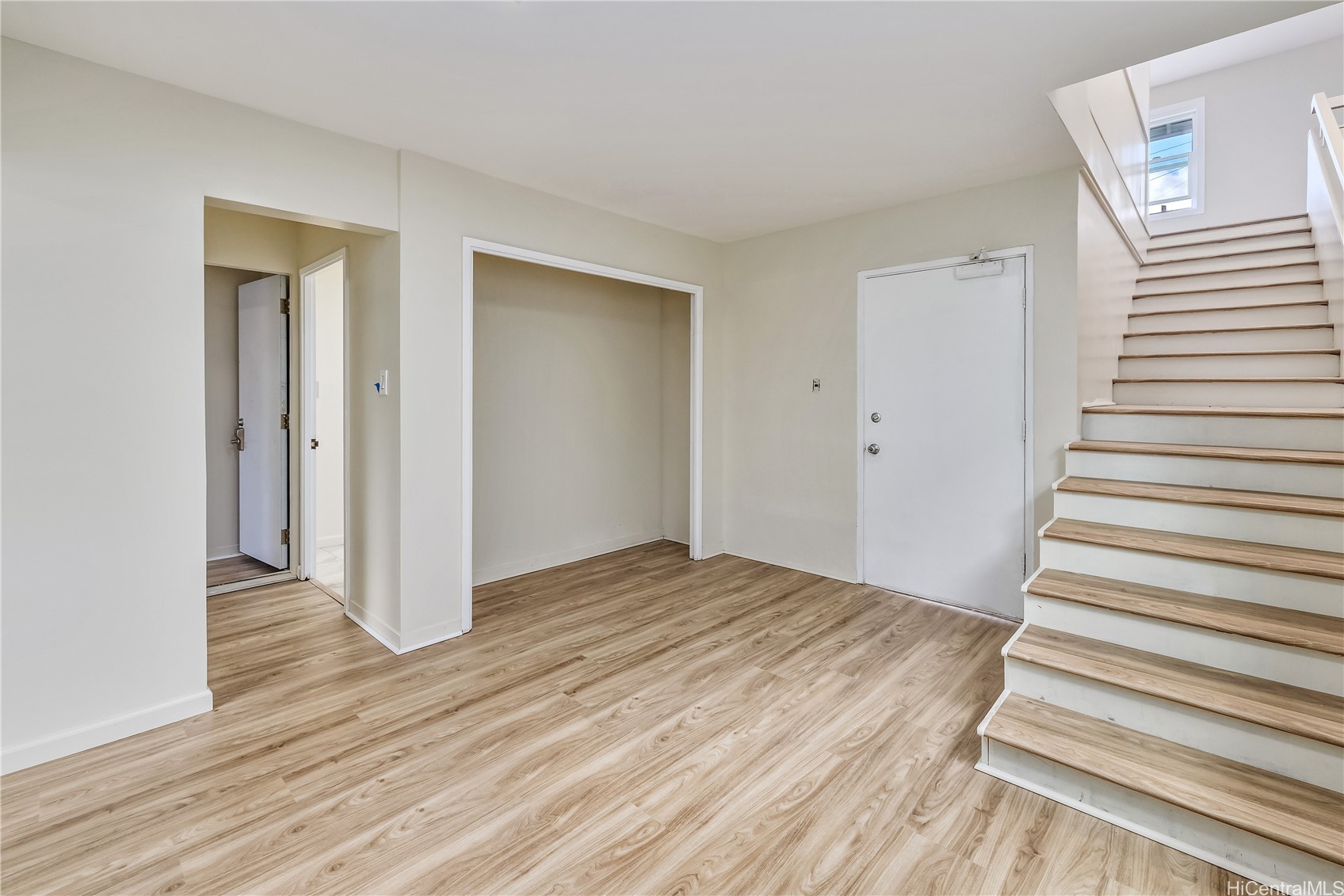 Honolulu, Hawaii, 96817, United States, 5 Bedrooms Bedrooms, ,2 BathroomsBathrooms,Residential,For Sale,1826536