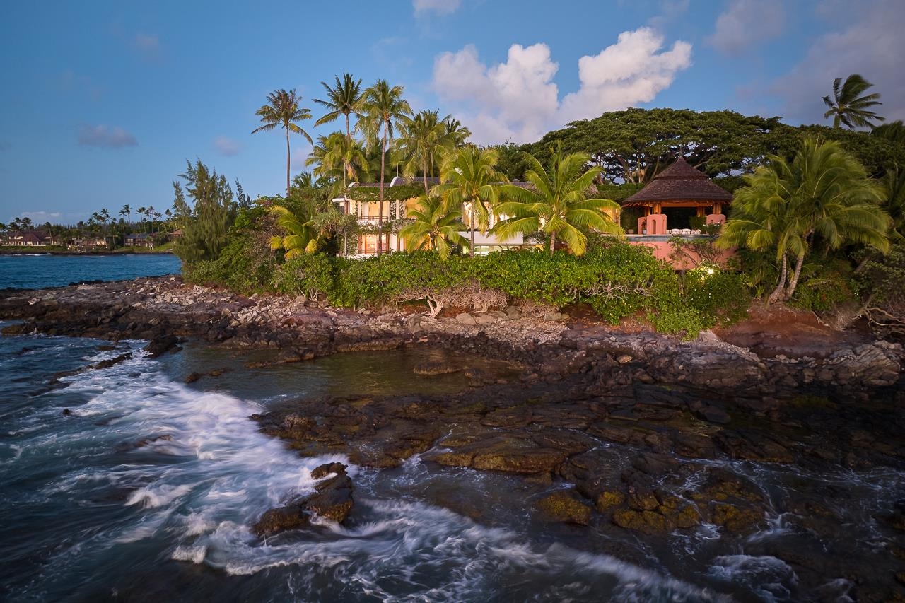 Lahaina, Hawaii, 96761, United States, 4 Bedrooms Bedrooms, ,5 BathroomsBathrooms,Residential,For Sale,1972639