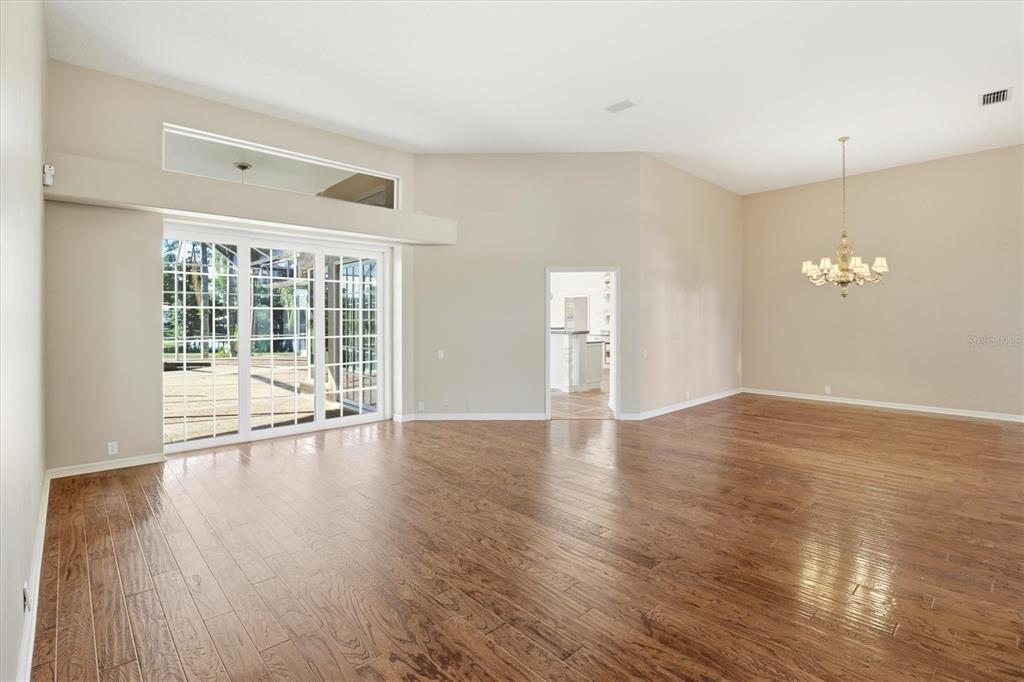 Lake Mary, Florida, 32746, United States, 4 Bedrooms Bedrooms, ,4 BathroomsBathrooms,Residential,For Sale,2000919