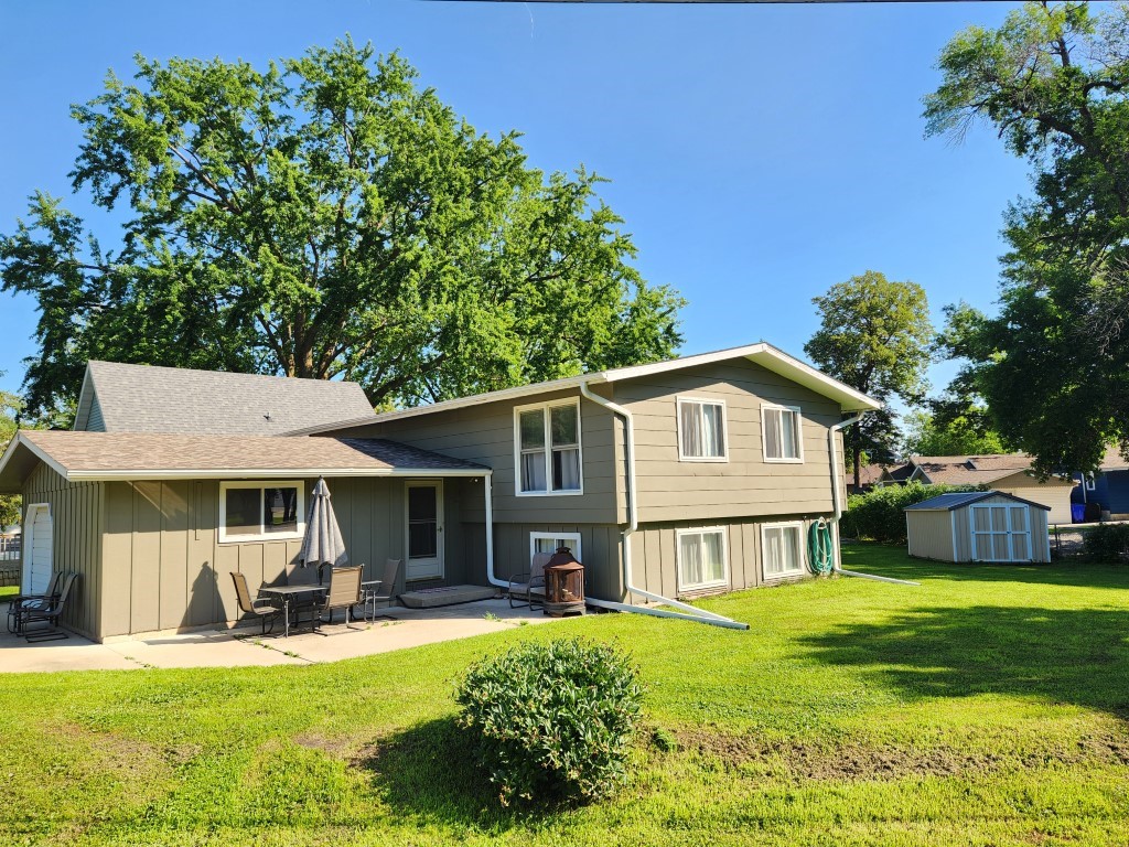 Clear Lake, Iowa, 50428, United States, 3 Bedrooms Bedrooms, ,1 BathroomBathrooms,Residential,For Sale,1937165