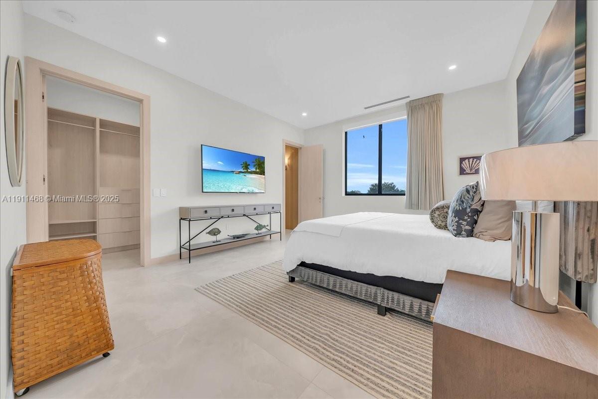 Marco Island, Florida, 34145, United States, 4 Bedrooms Bedrooms, ,5 BathroomsBathrooms,Residential,For Sale,1995875