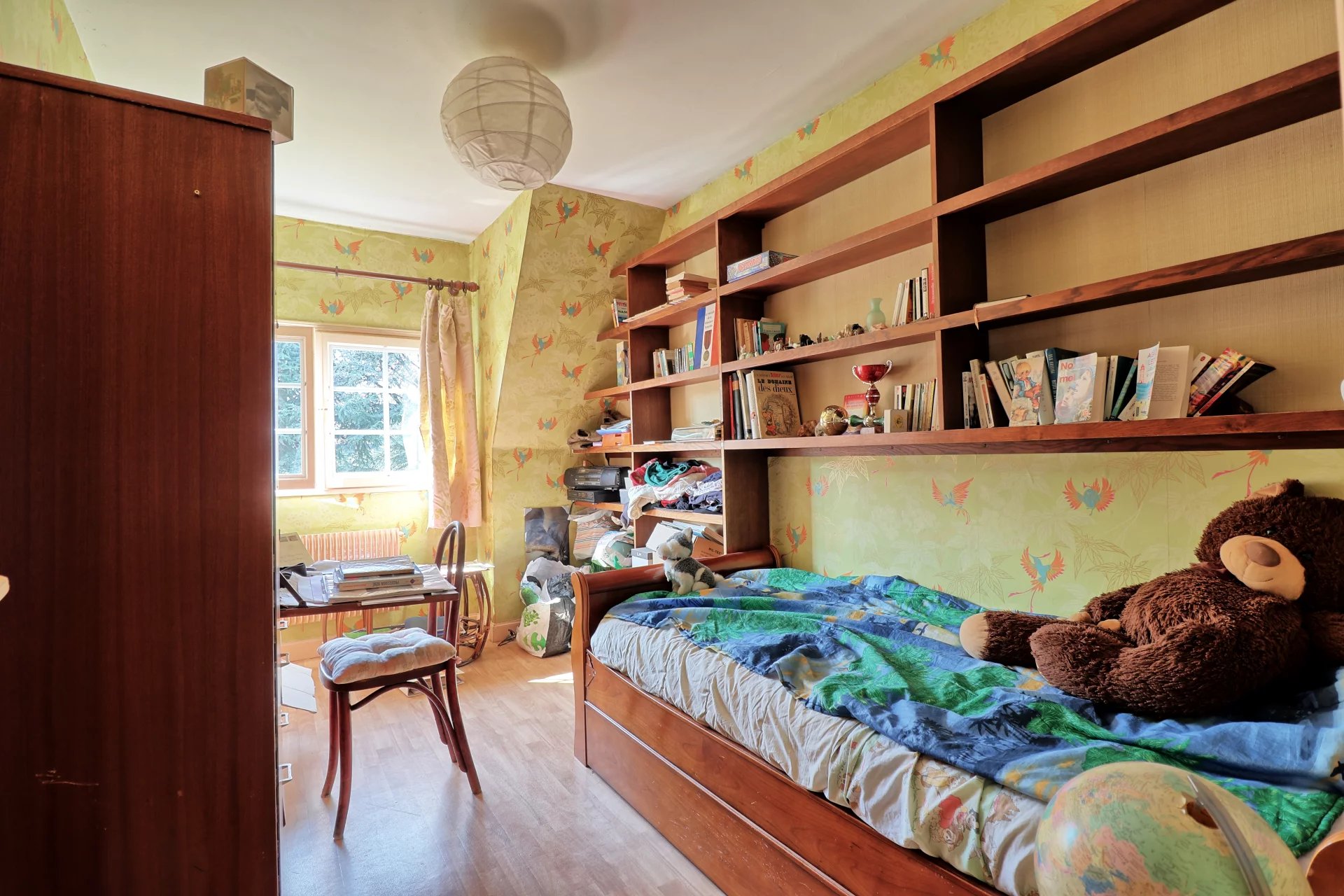 Francheville, Auvergne-Rhône-Alpes, 69340, FR, 4 Bedrooms Bedrooms, ,1 BathroomBathrooms,Residential,For Sale,1955065