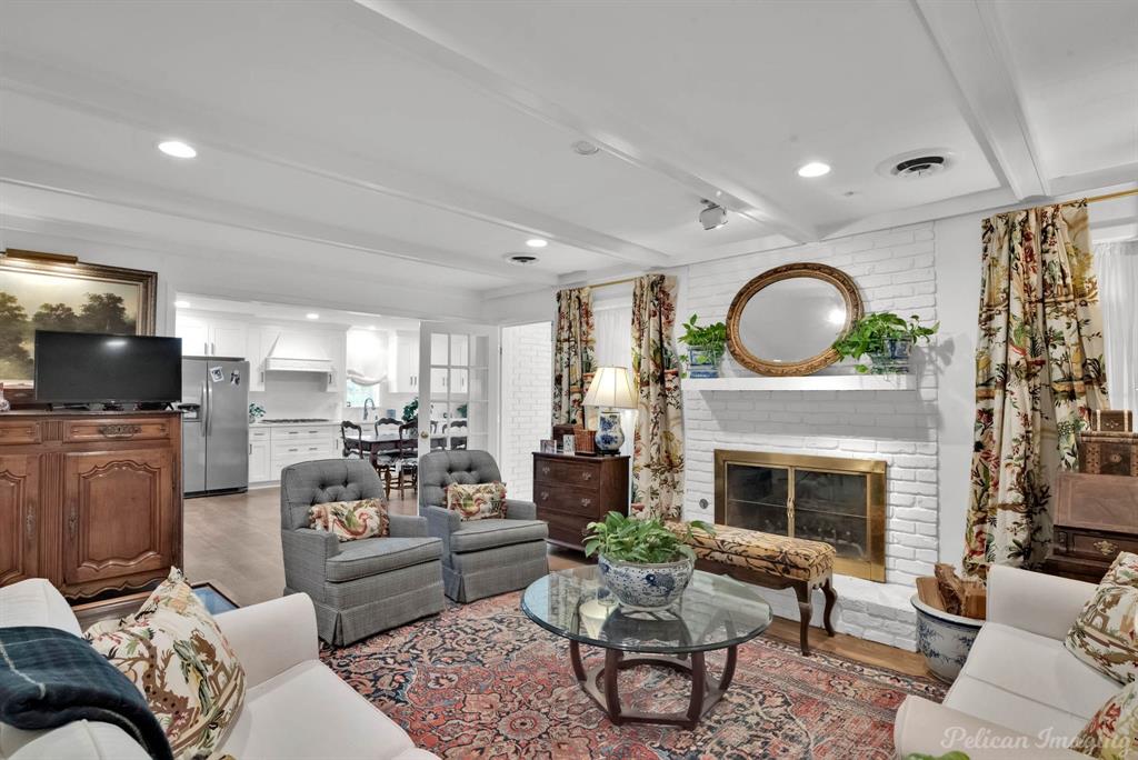 Shreveport, Louisiana, 71106, United States, 5 Bedrooms Bedrooms, ,3 BathroomsBathrooms,Residential,For Sale,1804605