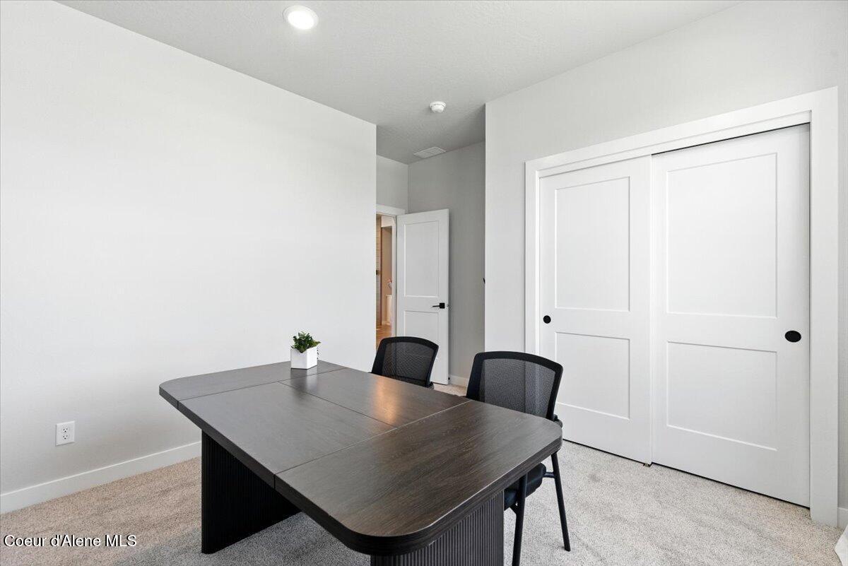 Coeur d'Alene, Idaho, 83815, United States, 4 Bedrooms Bedrooms, ,3 BathroomsBathrooms,Residential,For Sale,2009253